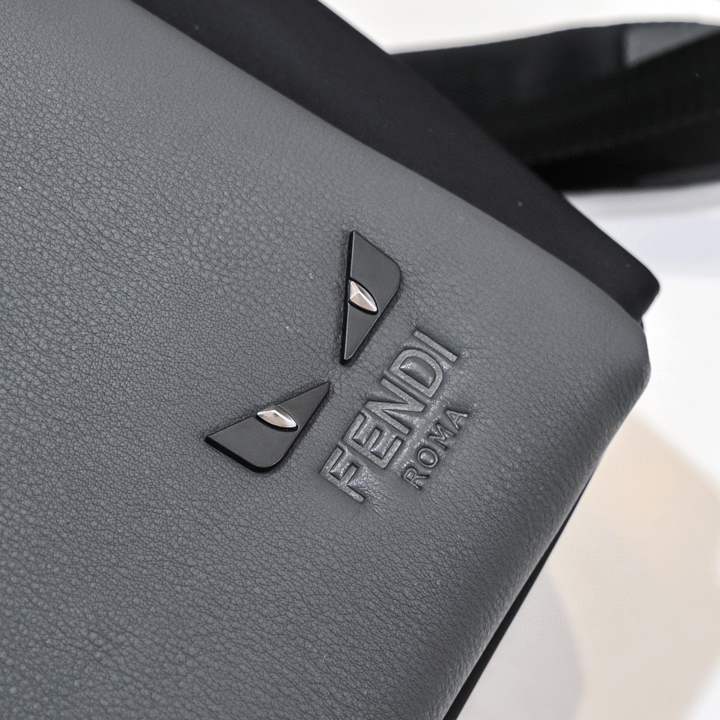 Fendi 펜디 몬스터 아이즈 남성 백팩 5