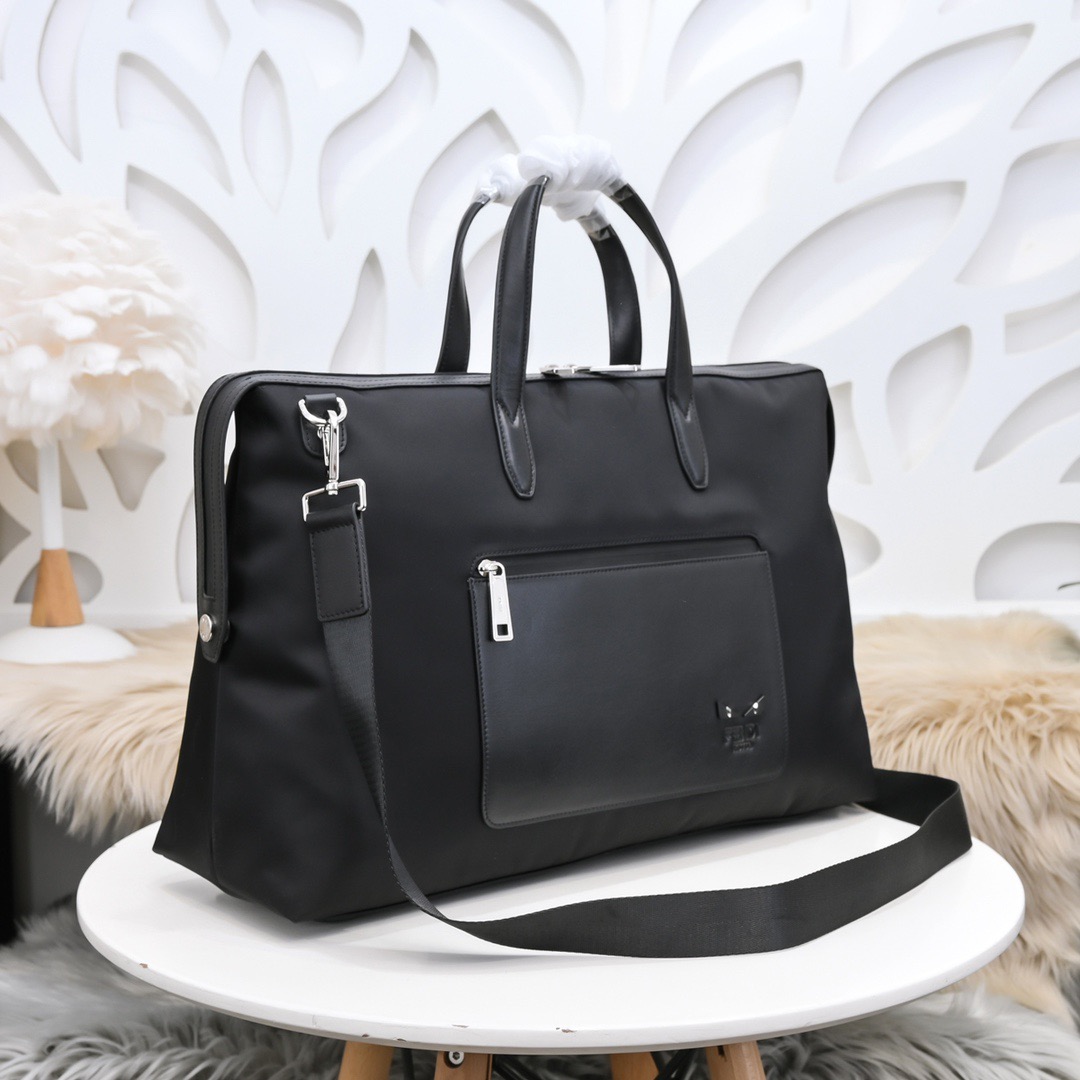 Fendi 펜디 몬스터 아이 나일론 보스턴백 2