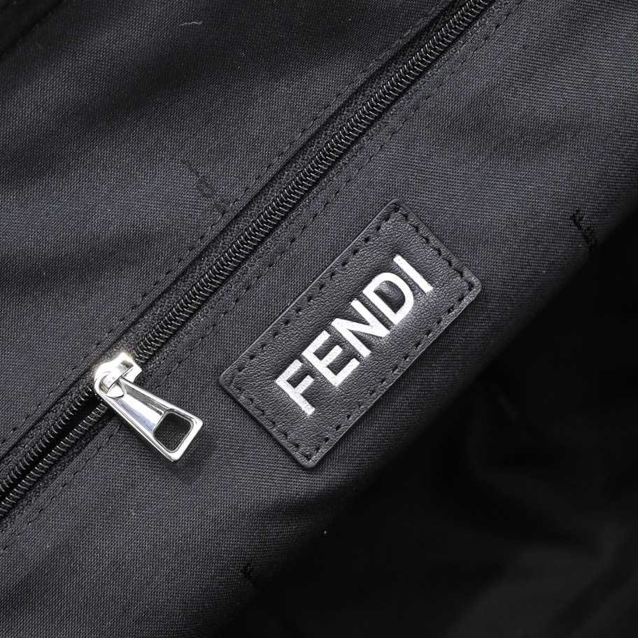 Fendi 펜디 몬스터 아이 나일론 보스턴백 8
