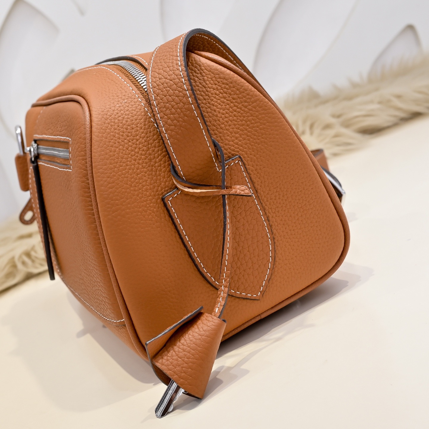 Hermes 에르메스 남성 소가죽 크로스바디 숄더백 4