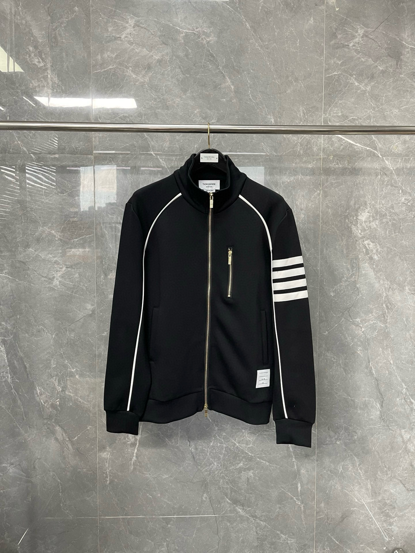 Thom Browne 톰 브라운 4선 테크 코튼 집업 재킷 2