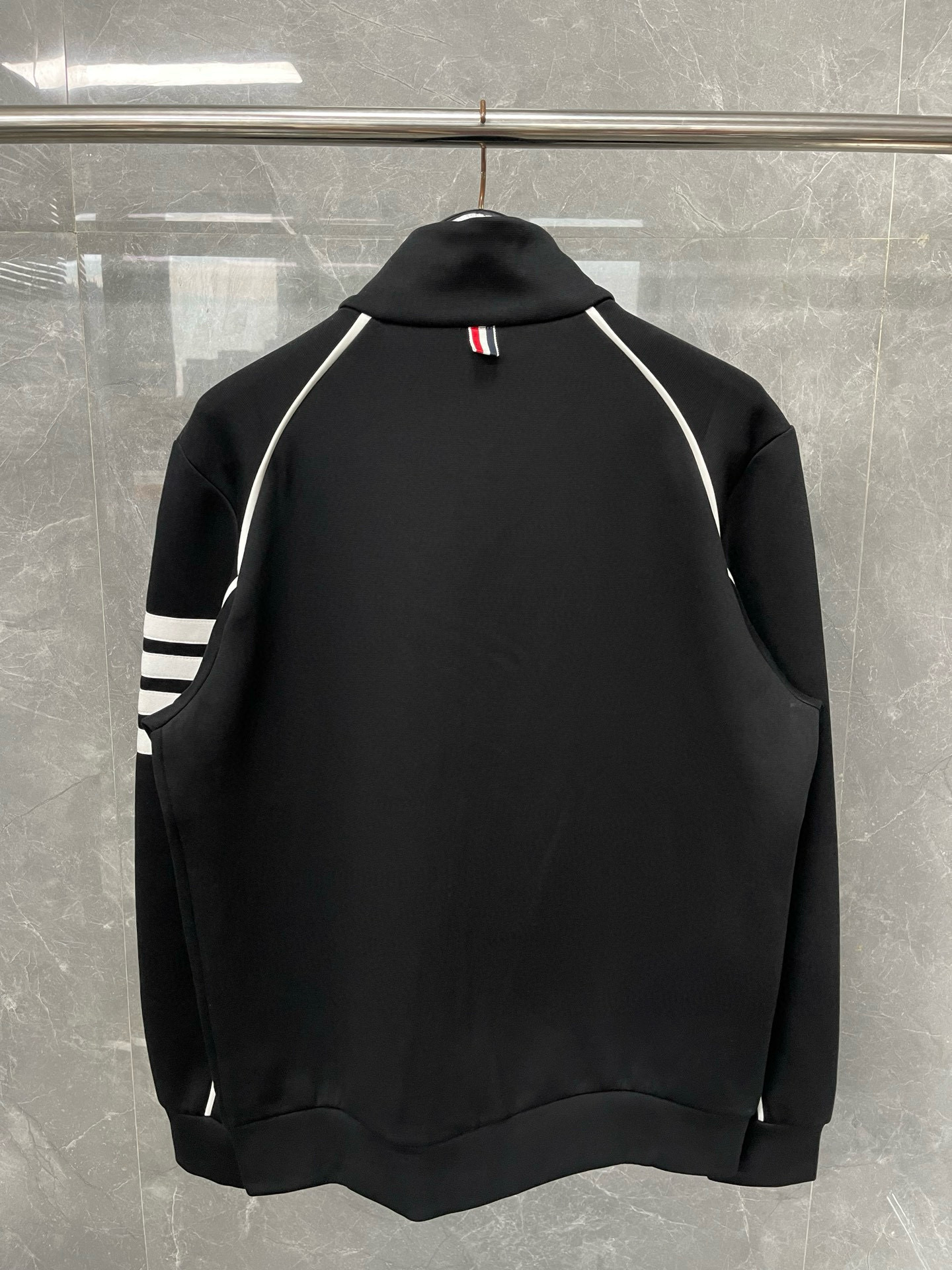 Thom Browne 톰 브라운 4선 테크 코튼 집업 재킷 9