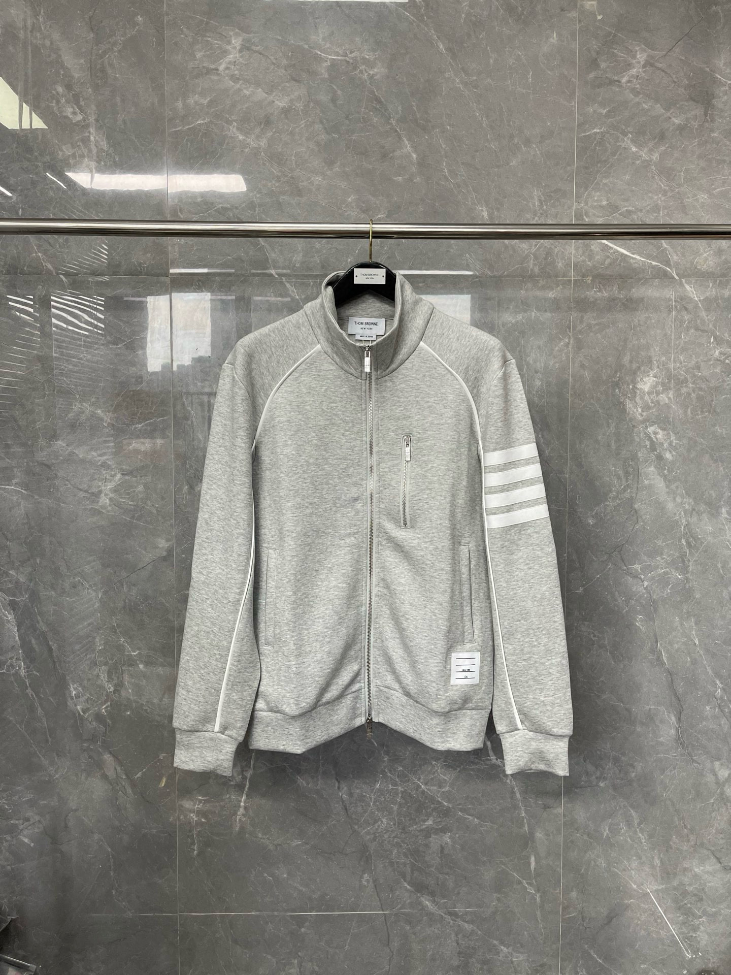 Thom Browne 톰 브라운 4선 테크 코튼 집업 재킷 1