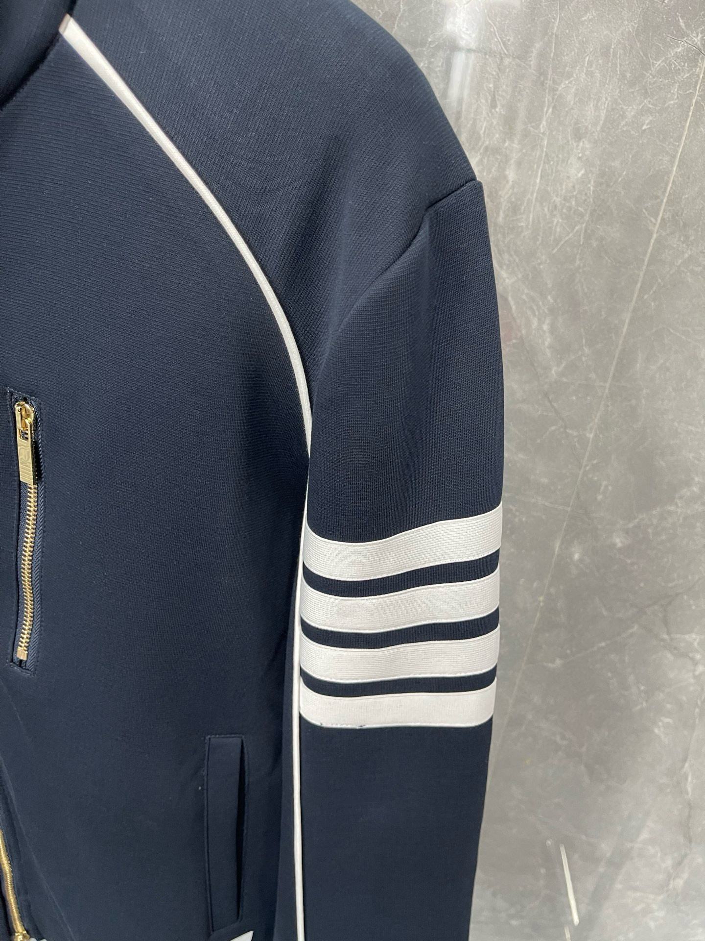 Thom Browne 톰 브라운 4선 테크 코튼 집업 재킷 3