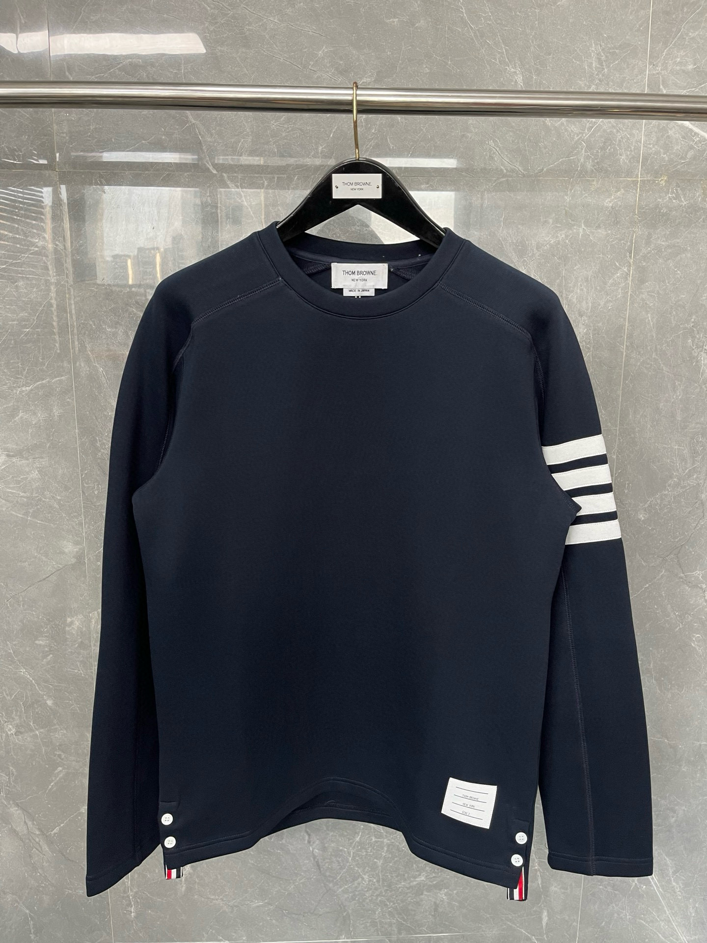 Thom Browne 톰브라운 사선 완장 라운드넥 긴팔 맨투맨 3