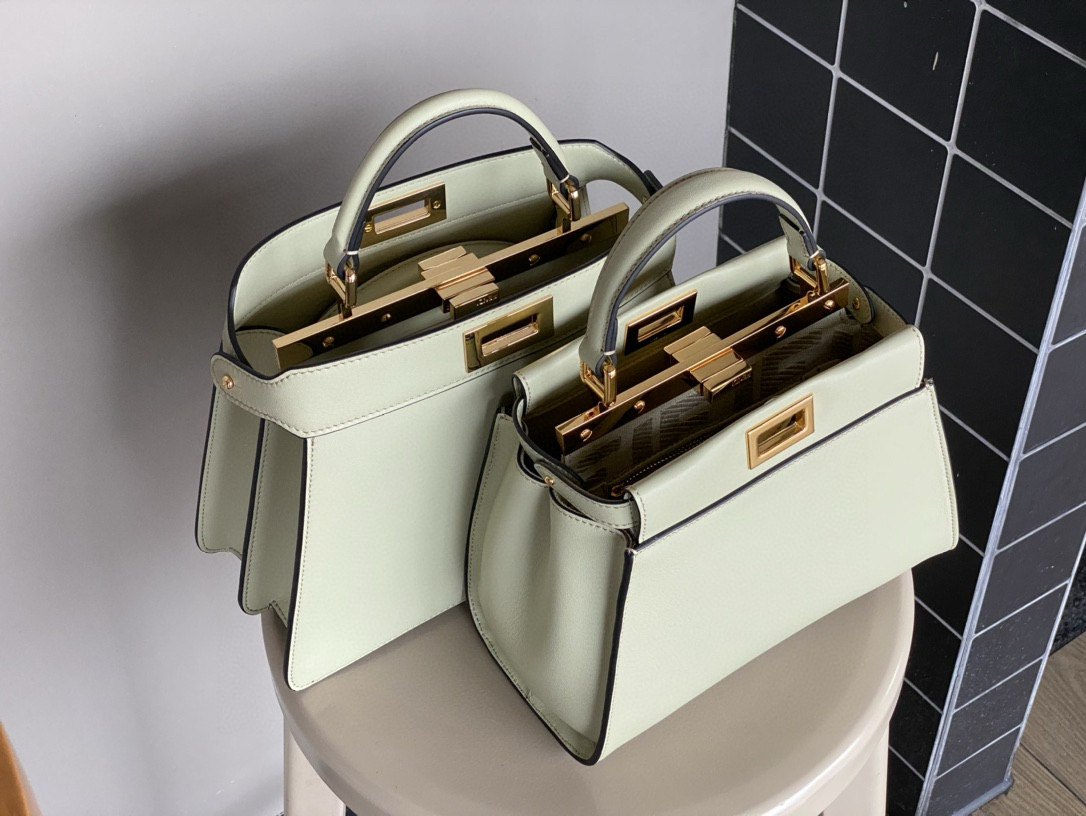 FENDI 펜디 피카부 FF 자수 캔버스 안감 민트 그린 송아지 가죽 토트백 23cm 6