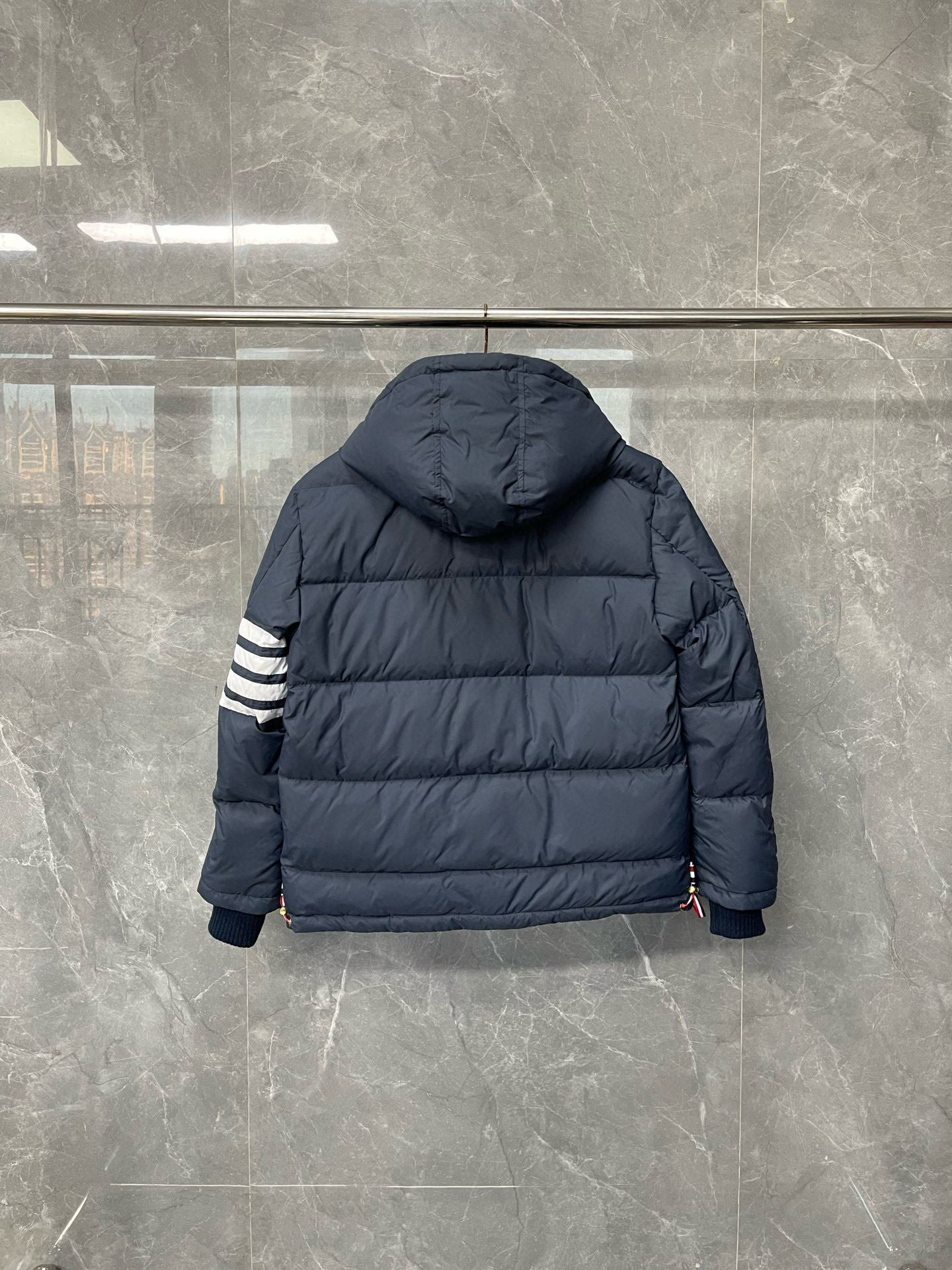 Thom Browne 톰브라운 클래식 사선완장 후드 다운 패딩 재킷 16