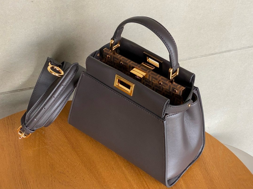 Fendi Peekaboo 펜디 피카부 스몰 토트백 3