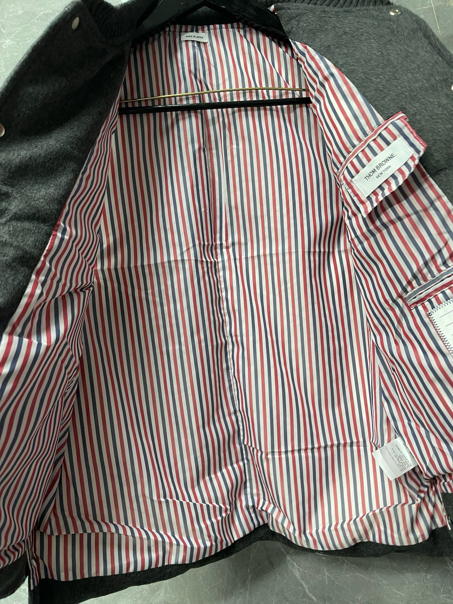 Thom Browne 톰브라운 그레이 울 혼방 다운 패딩 베스트 9