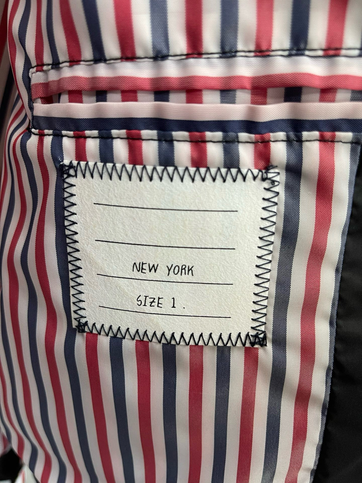 Thom Browne 톰브라운 클래식 사선 스트라이프 다운 패딩 조끼 5