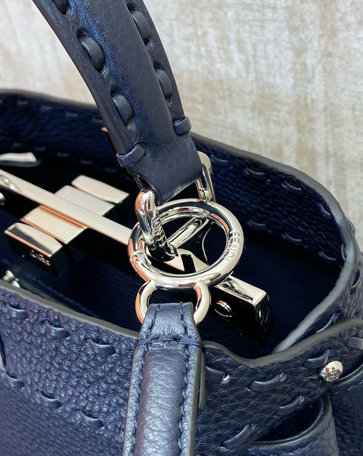 FENDI 펜디 피카부 미니 토트백 네이비 8