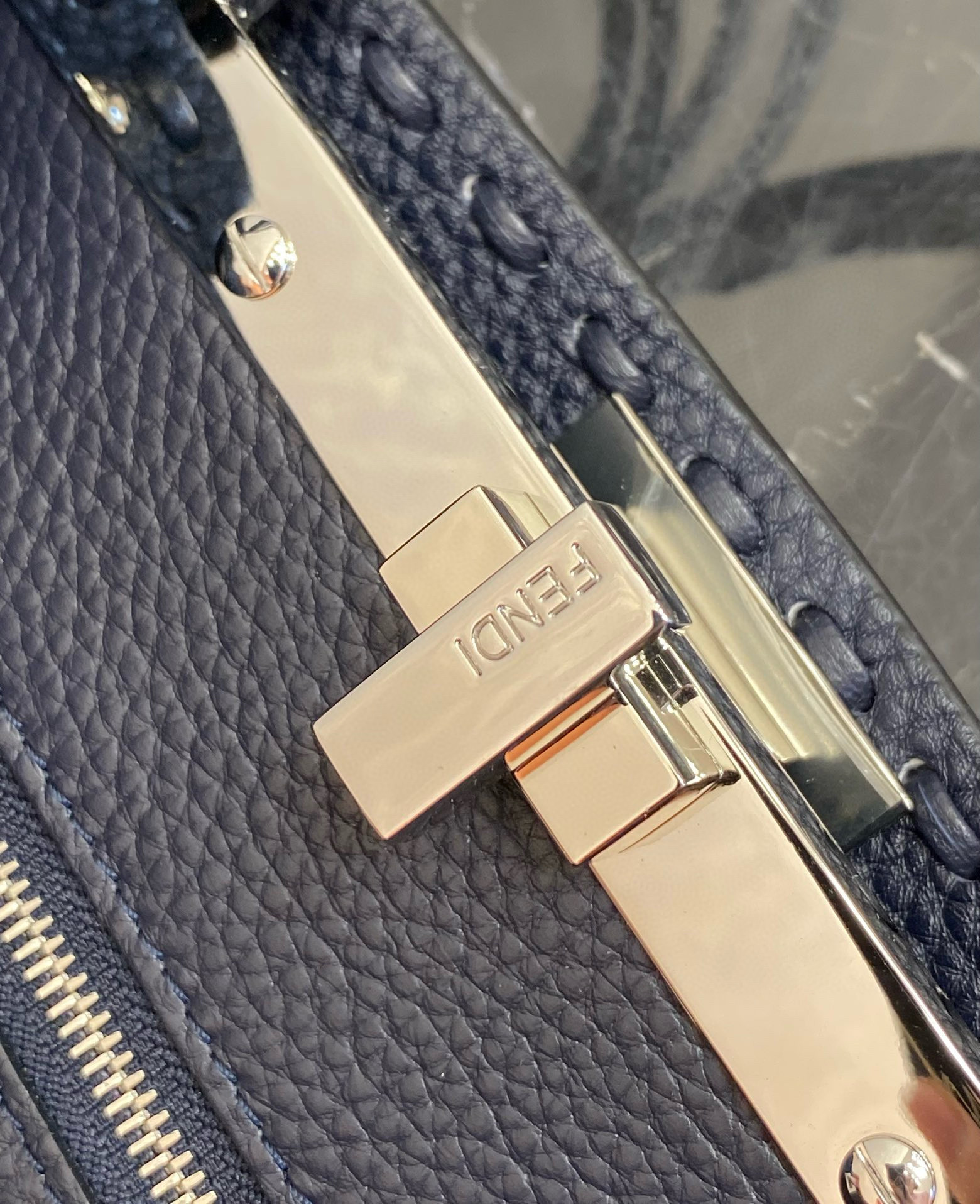 FENDI 펜디 피카부 미니 토트백 네이비 9