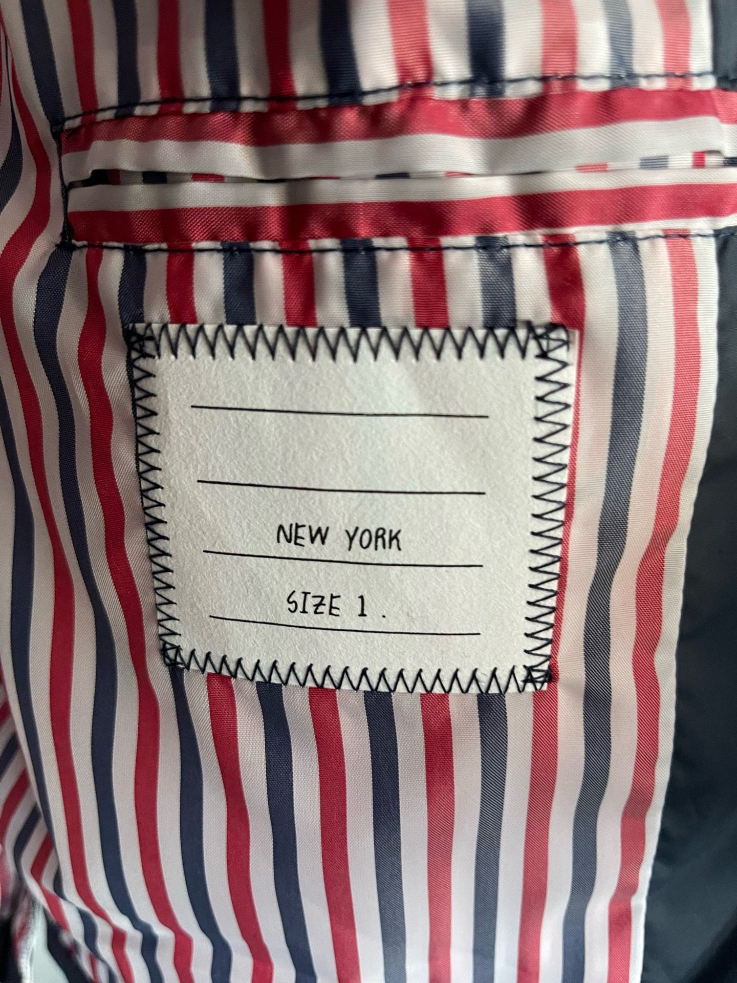 Thom Browne 톰브라운 클래식 사선 스트라이프 다운 패딩 조끼 6