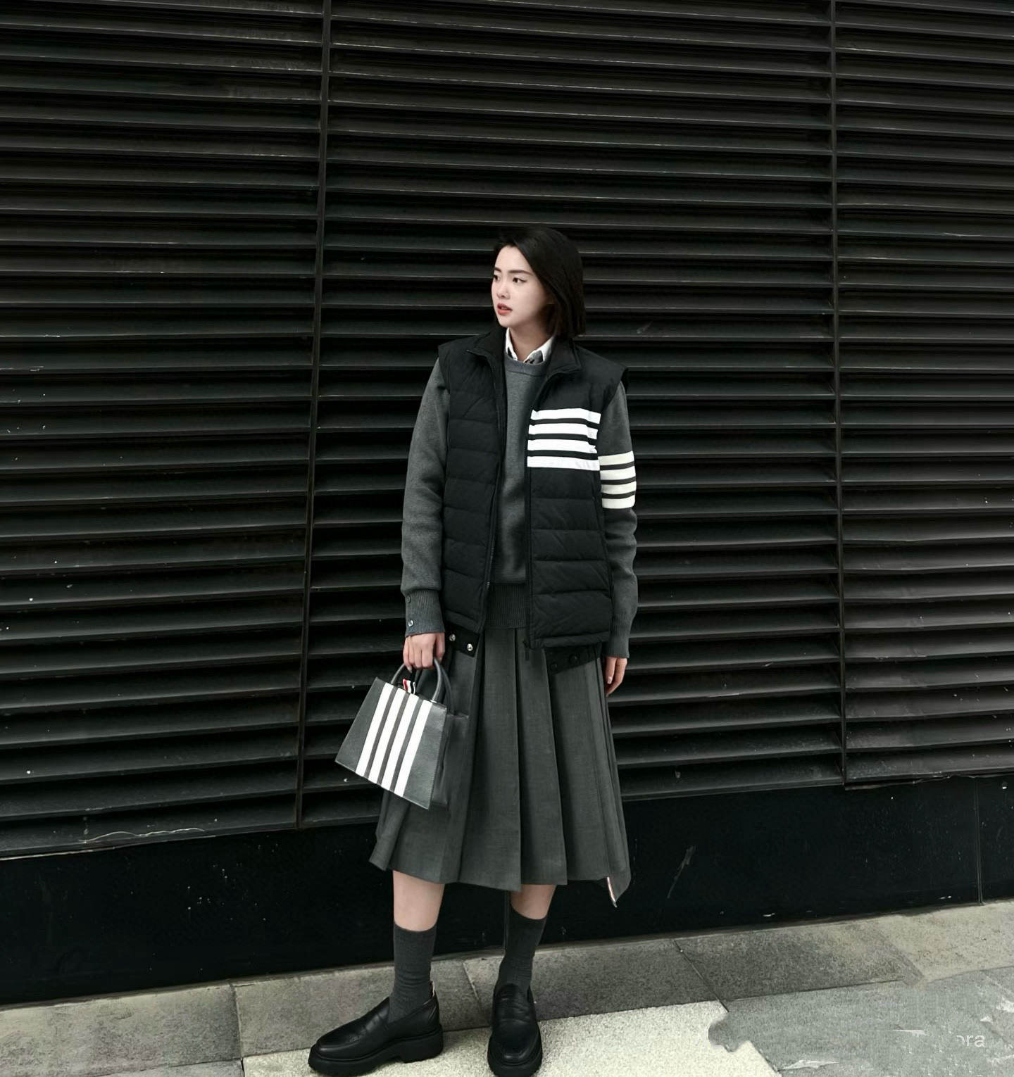 Thom Browne 톰브라운 사선 스트라이프 다운 패딩 조끼 10