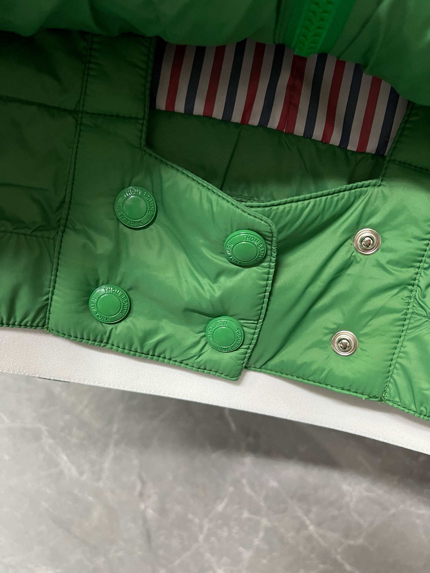 Thom Browne 톰브라운 사선 스트라이프 다운 패딩 조끼 14