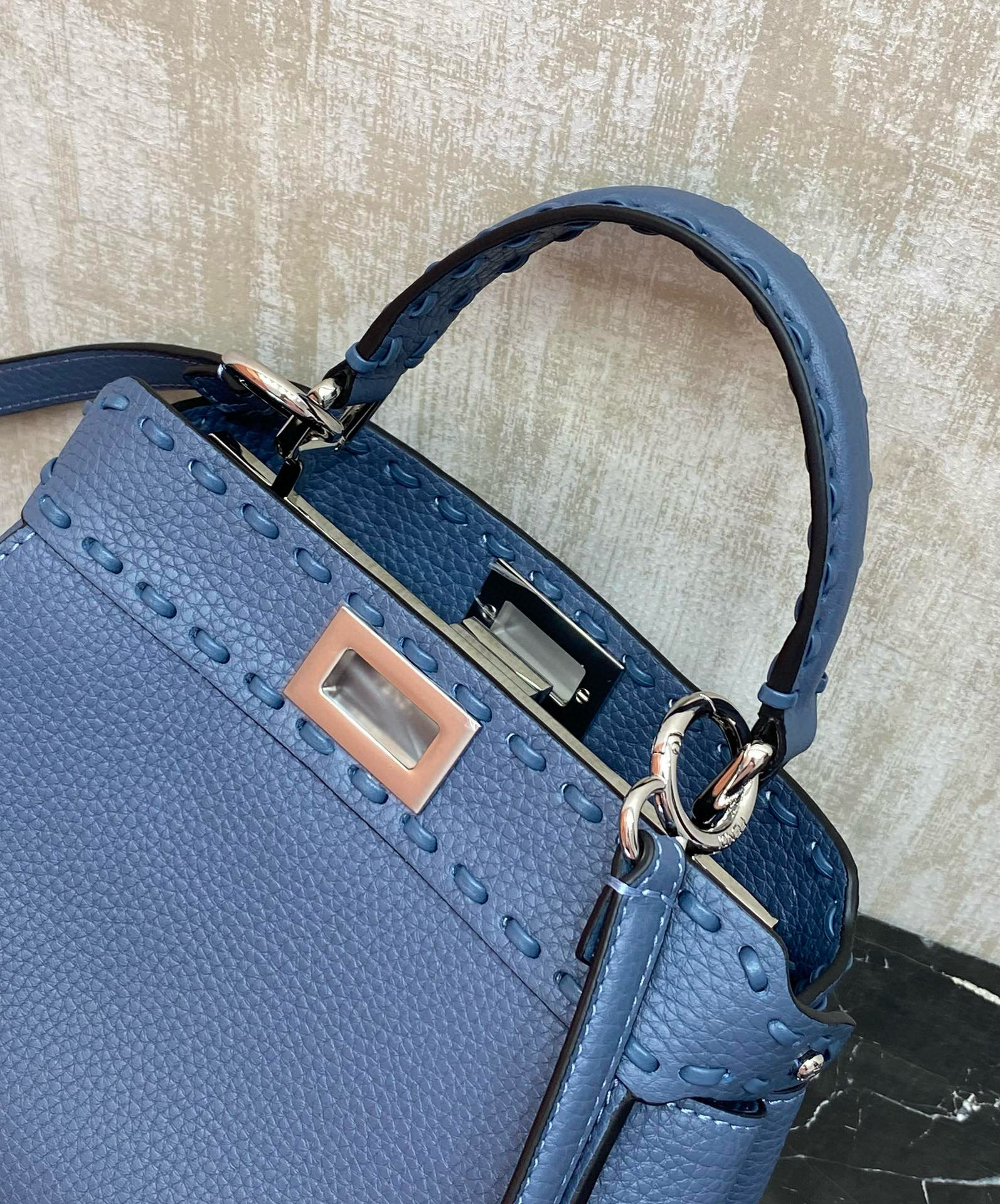 FENDI 펜디 피카부 블루 토트백 14