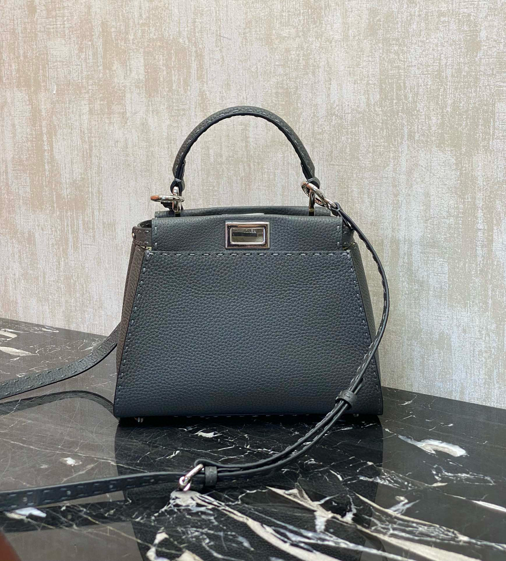 FENDI 펜디 피카부 미니 토트 크로스백 딥그레이 2