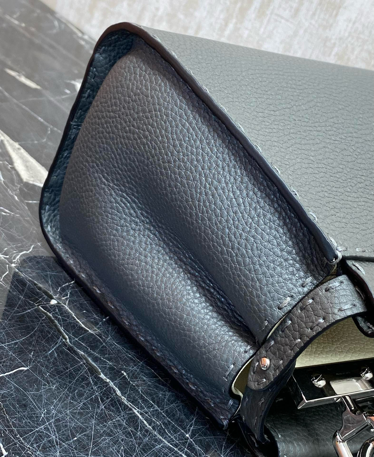 FENDI 펜디 피카부 미니 토트 크로스백 딥그레이 6