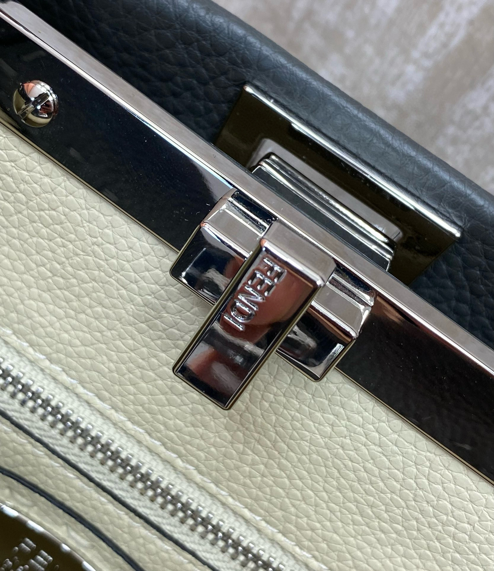 FENDI 펜디 피카부 미니 토트 크로스백 딥그레이 9