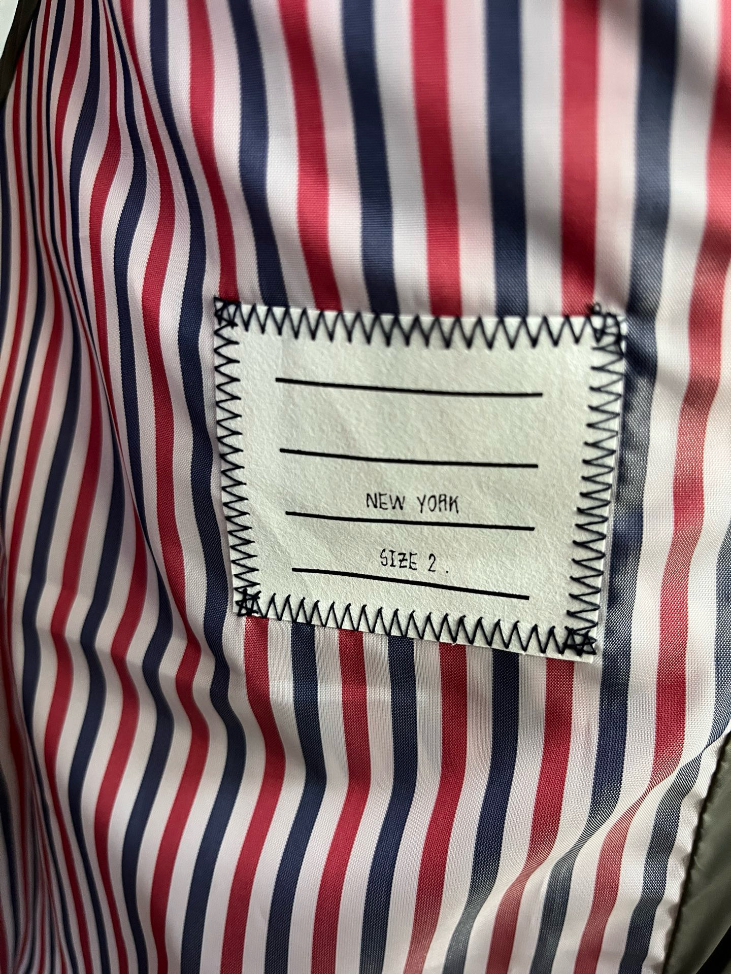 Thom Browne 톰브라운 사선 스트라이프 다운 패딩 조끼 5