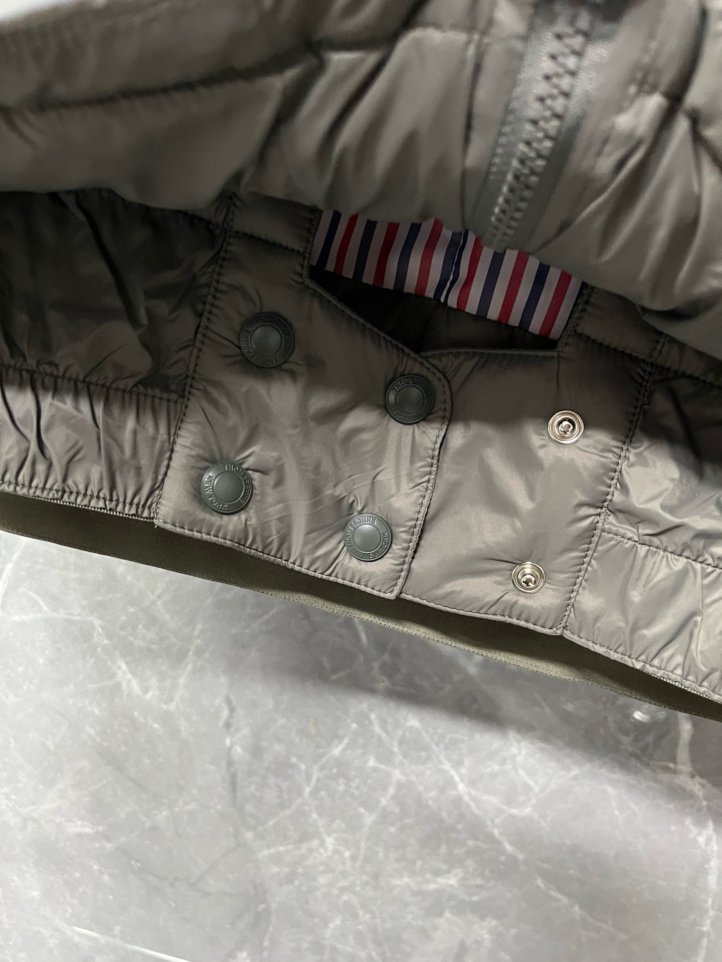 Thom Browne 톰브라운 사선 스트라이프 다운 패딩 조끼 6
