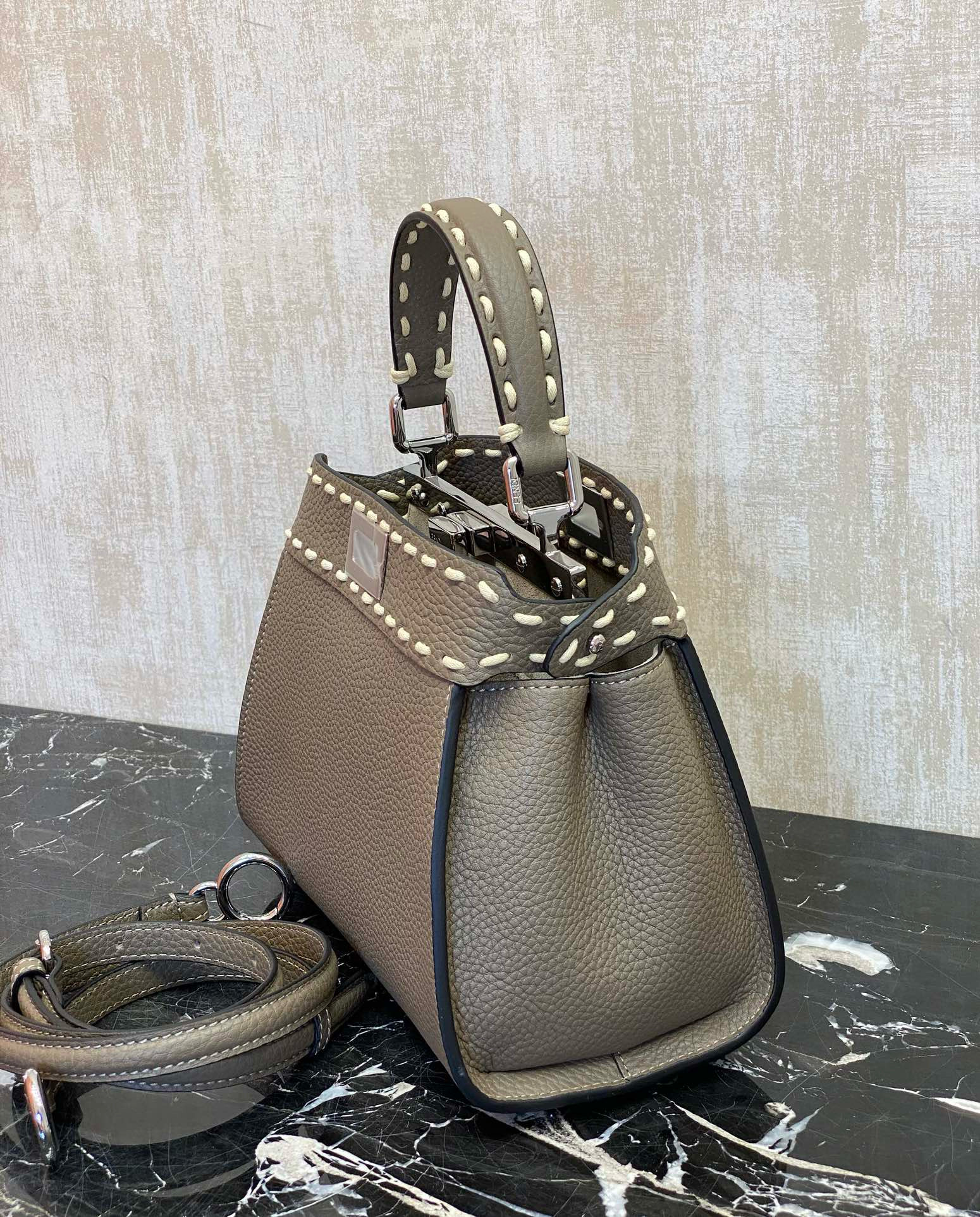 FENDI 펜디 피카부 그레이 토트백 3