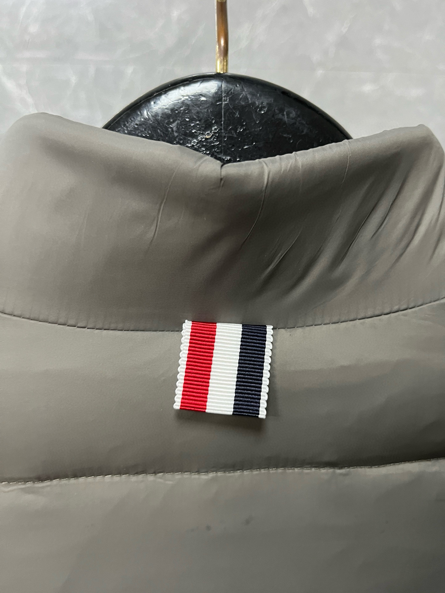 Thom Browne 톰브라운 사선 스트라이프 다운 패딩 조끼 9