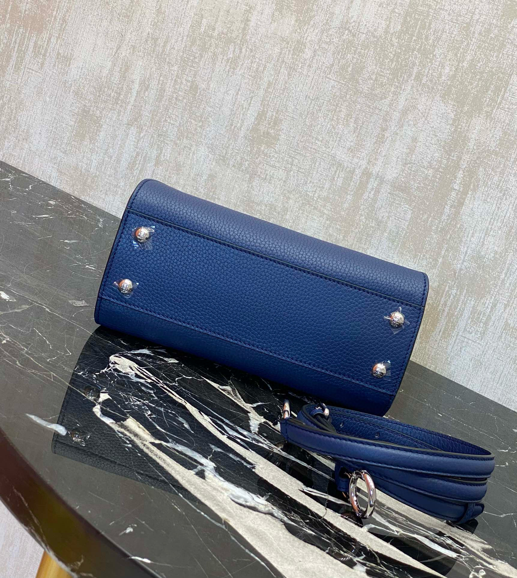 FENDI 펜디 피카부 블루 스티치 토트 크로스백 5