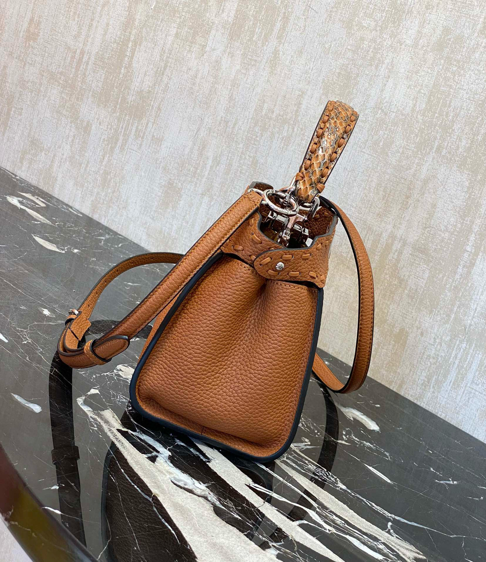 FENDI 펜디 미니 피카부 브라운 토트백 4