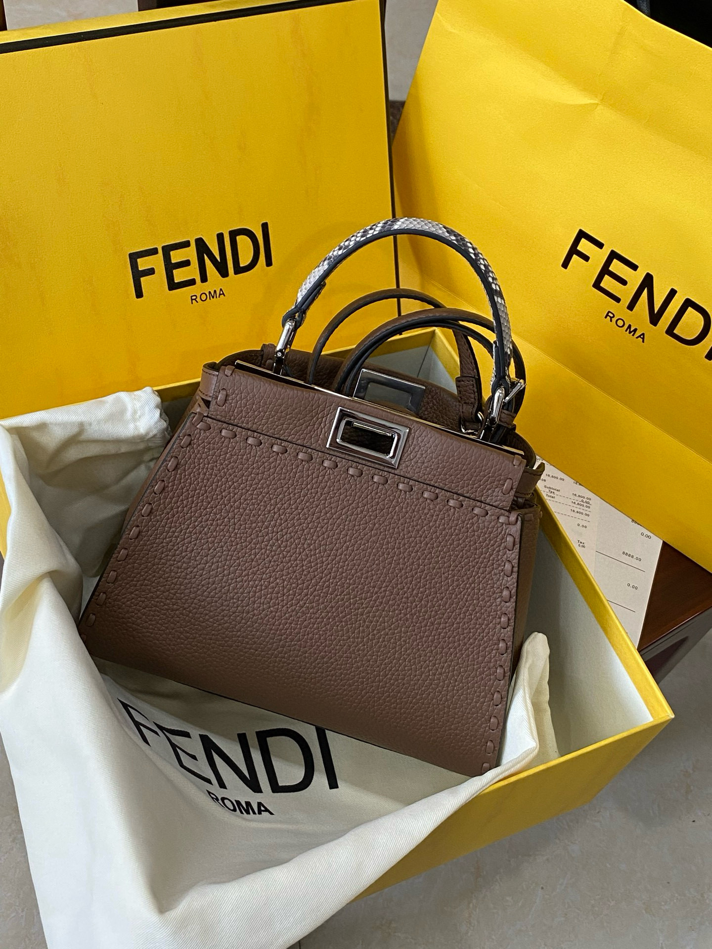 FENDI 펜디 미니 피카부 스티치 토트백 4