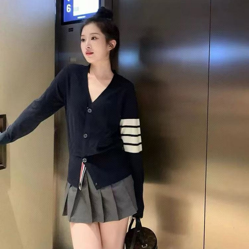 Thom Browne 톰브라운 사선 완장 V넥 울 가디건 3