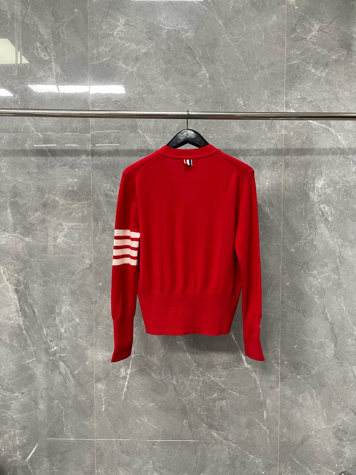 Thom Browne 톰브라운 사선 완장 V넥 울 가디건 13