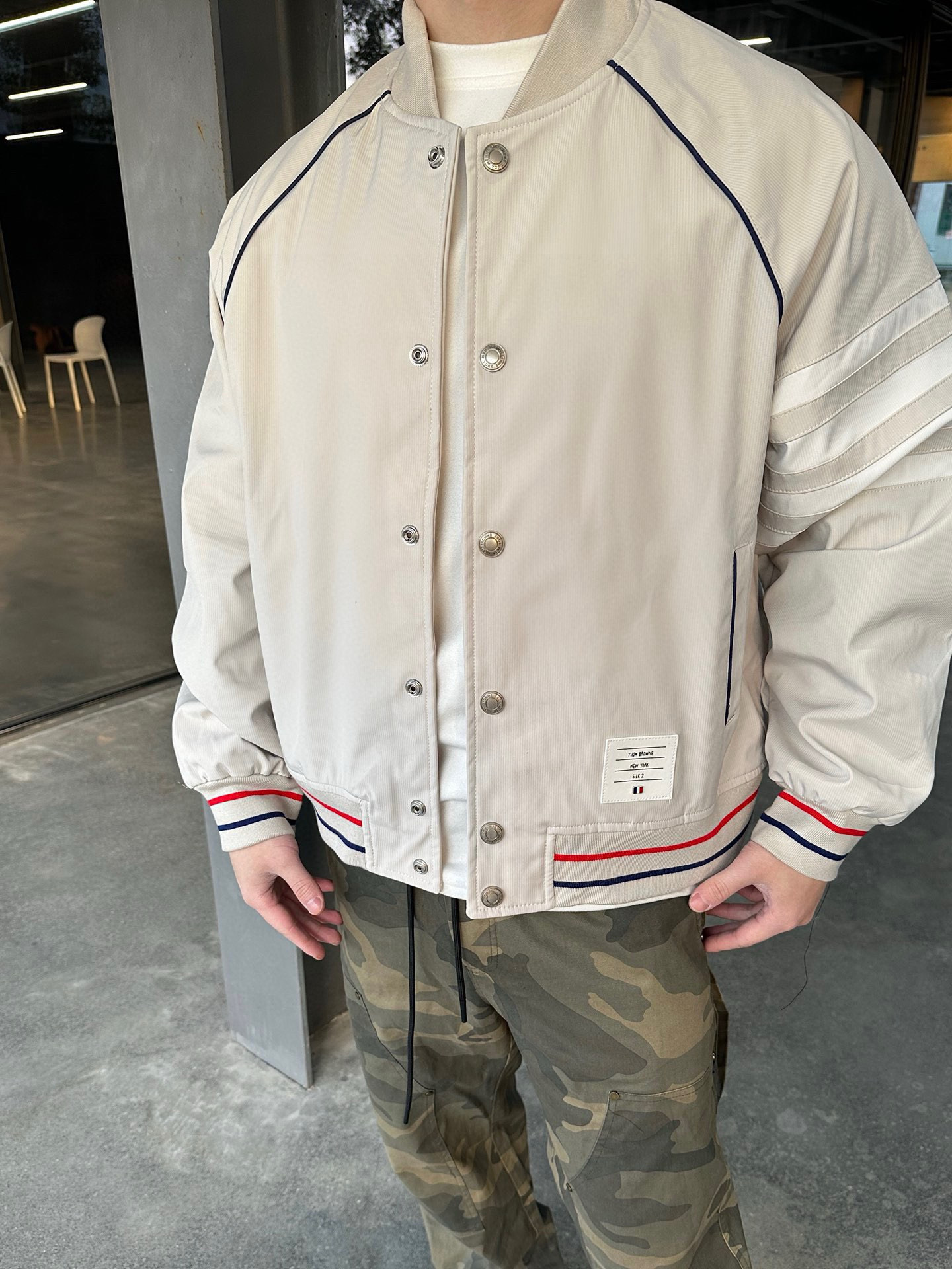 Thom Browne 톰브라운 사선 완장 네이비 파이핑 베이스볼 재킷 3