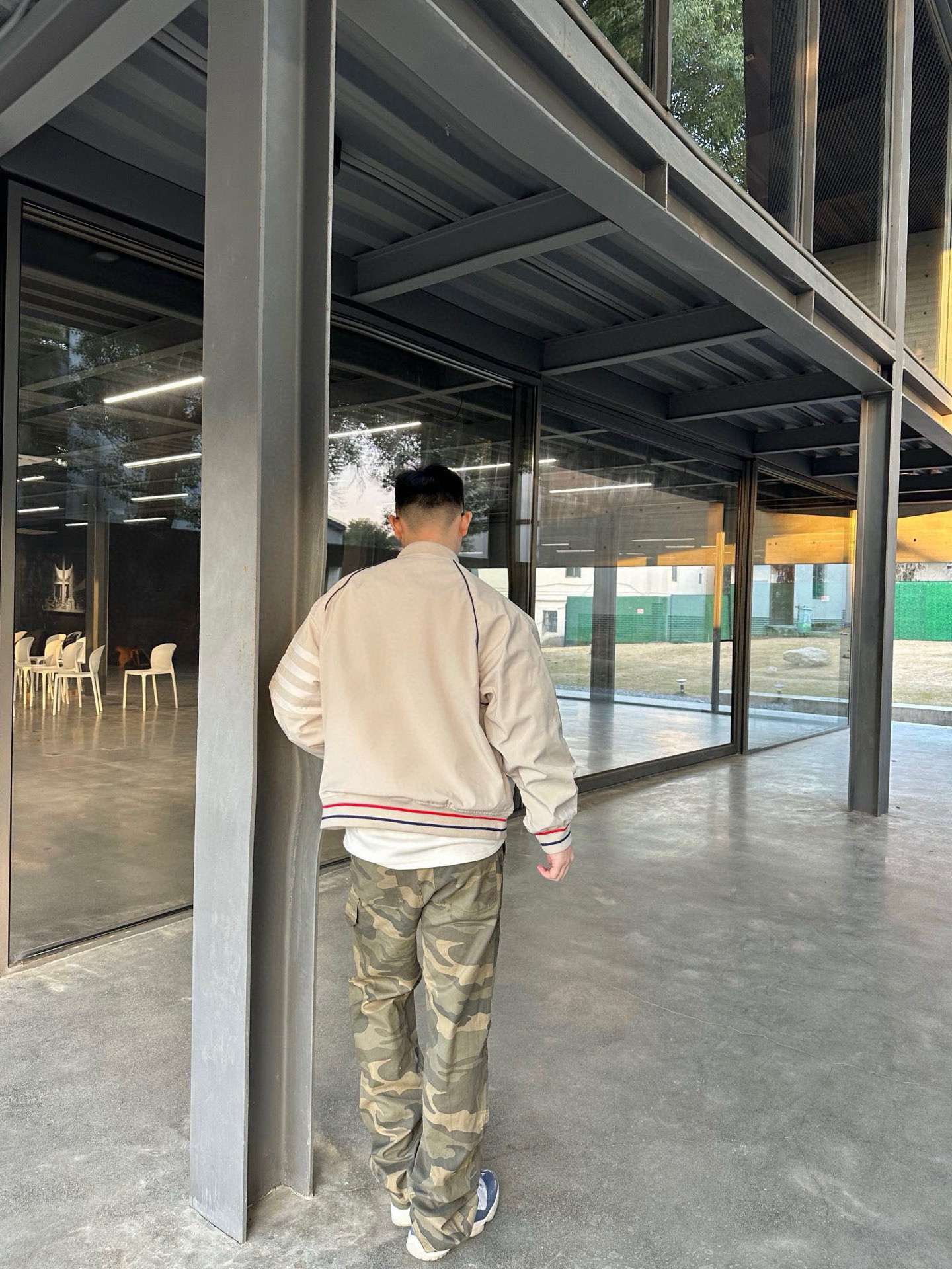 Thom Browne 톰브라운 사선 완장 네이비 파이핑 베이스볼 재킷 4