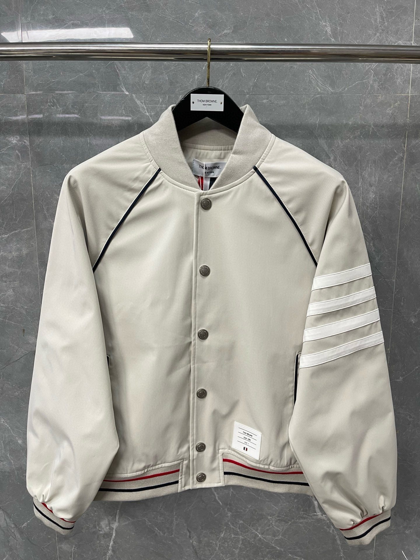 Thom Browne 톰브라운 사선 완장 네이비 파이핑 베이스볼 재킷 12