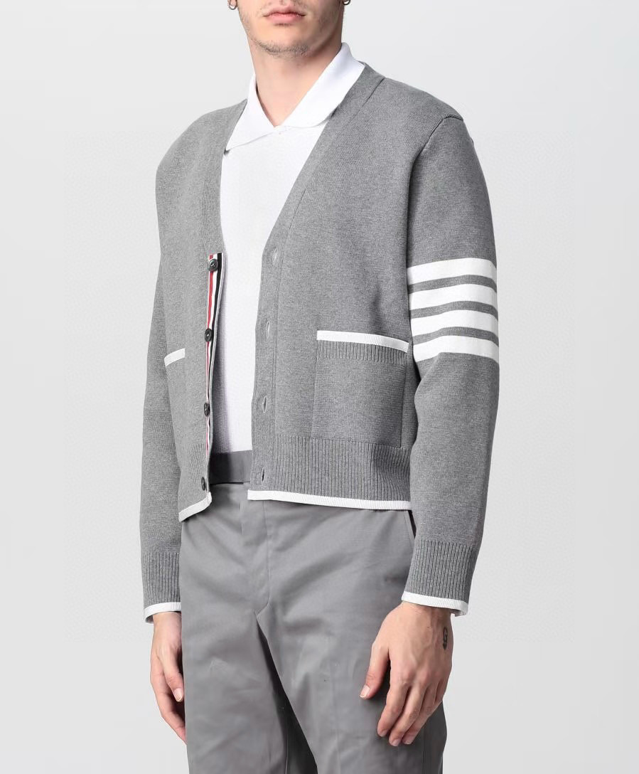 Thom Browne 톰브라운 TB 스트라이프 배색 브이넥 코튼 가디건 2