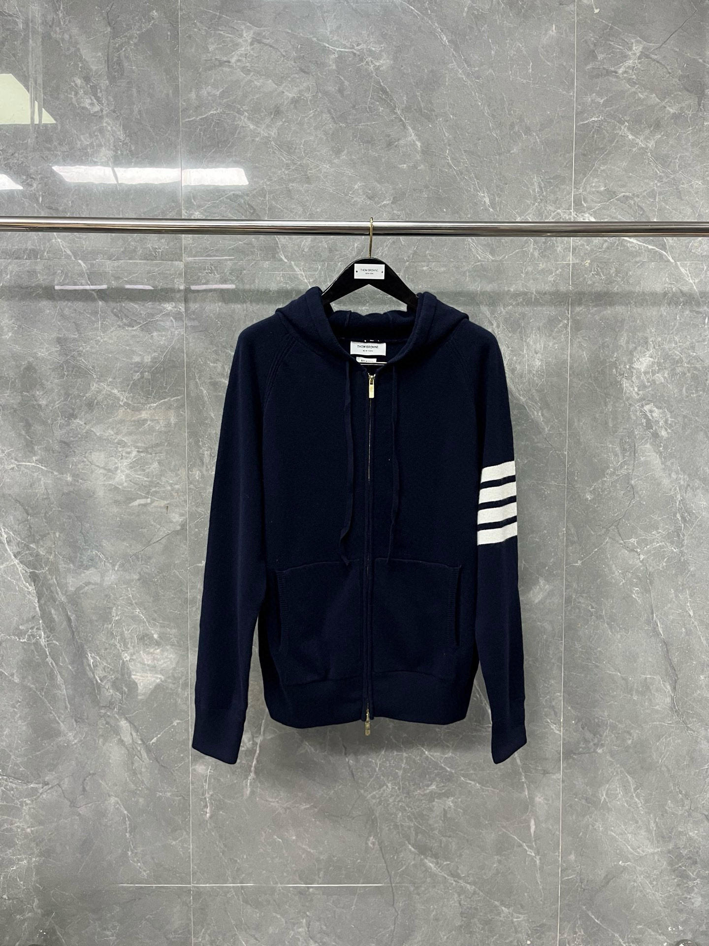 Thom Browne 톰브라운 클래식 사선완장 울 니트 후드 집업 6