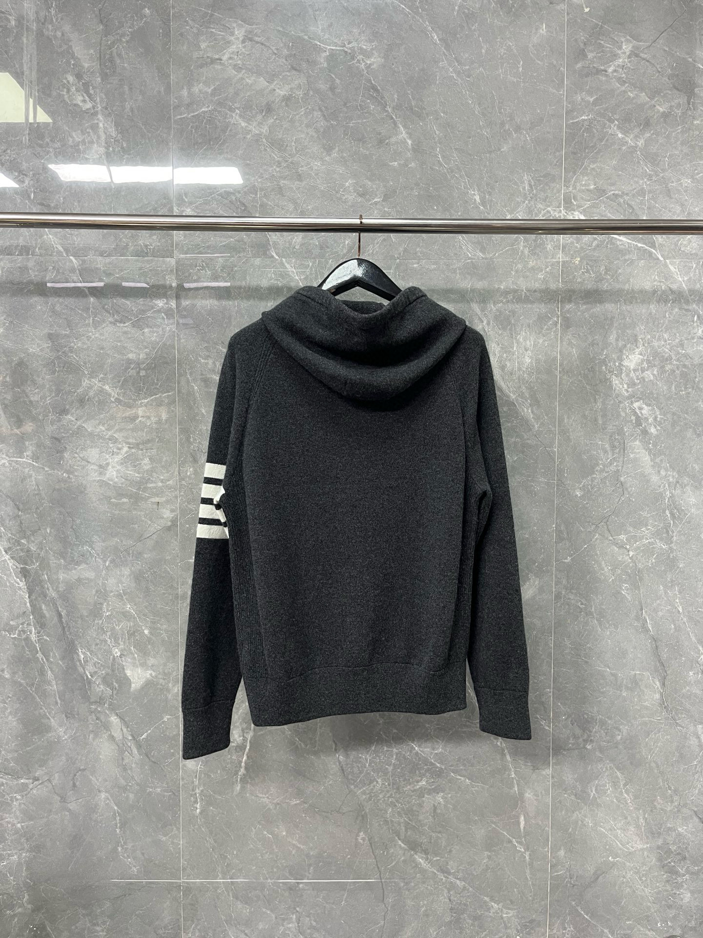 Thom Browne 톰브라운 클래식 사선완장 울 니트 후드 집업 22