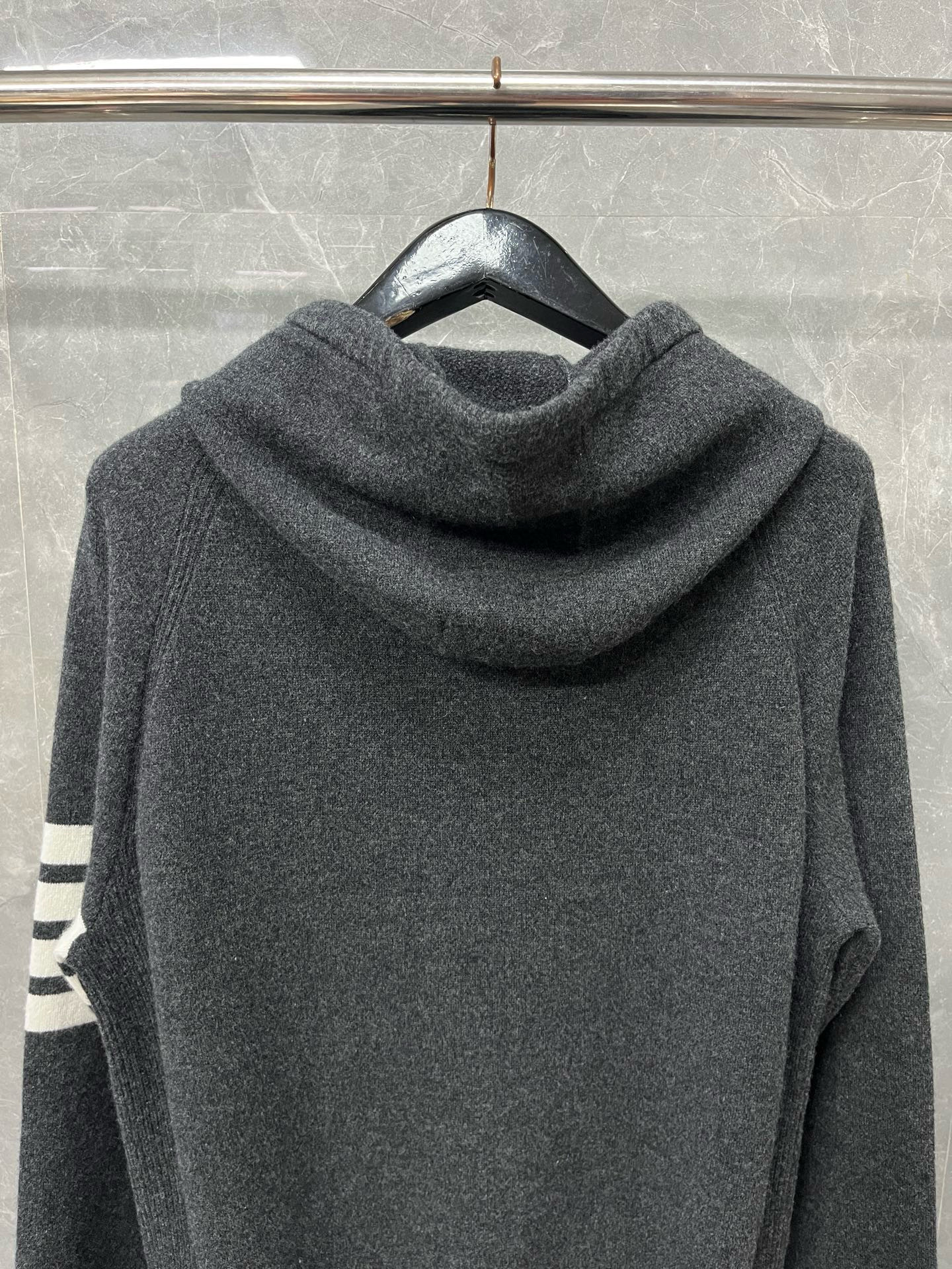 Thom Browne 톰브라운 클래식 사선완장 울 니트 후드 집업 23