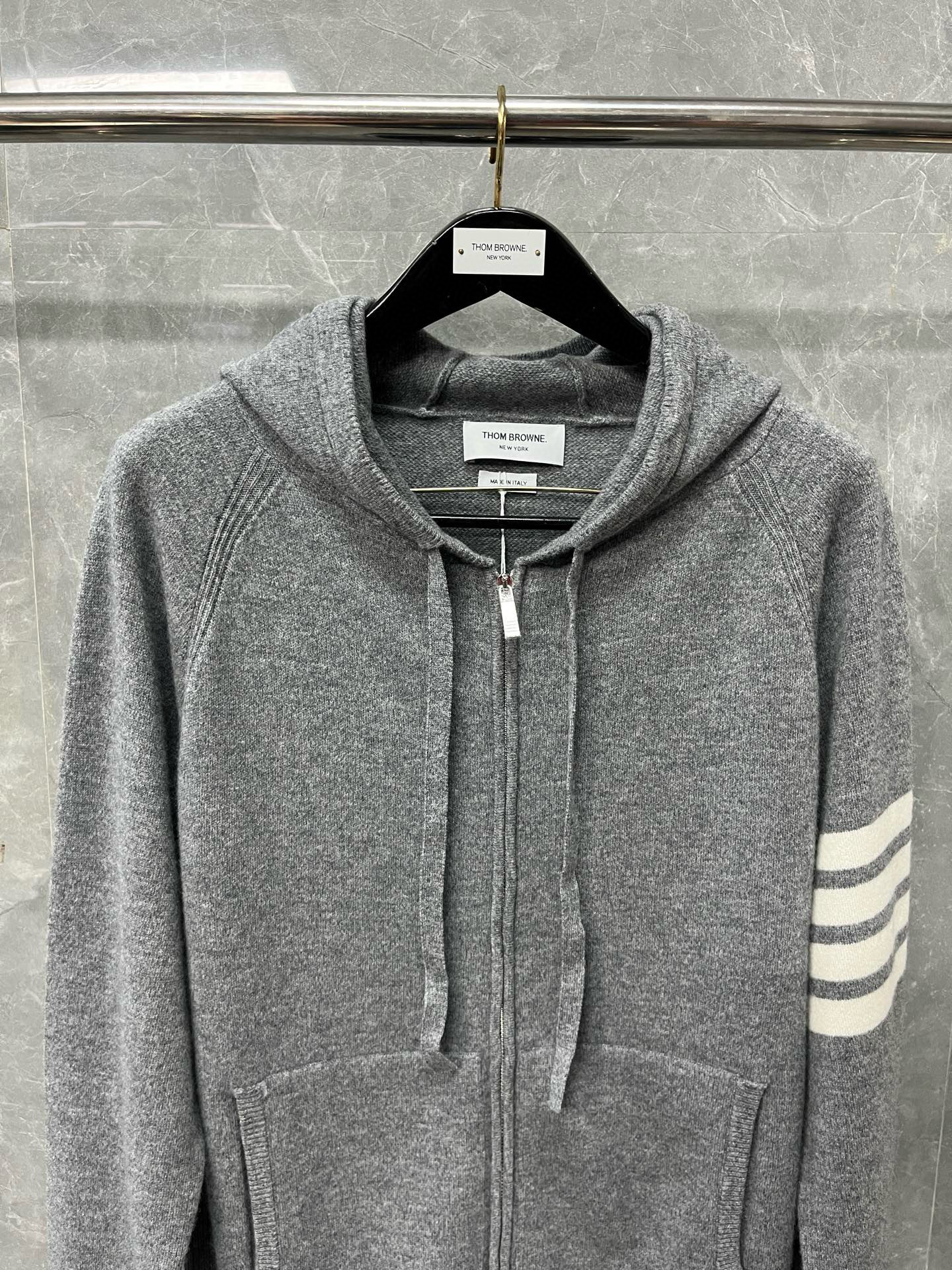 Thom Browne 톰브라운 클래식 사선완장 울 니트 후드 집업 8