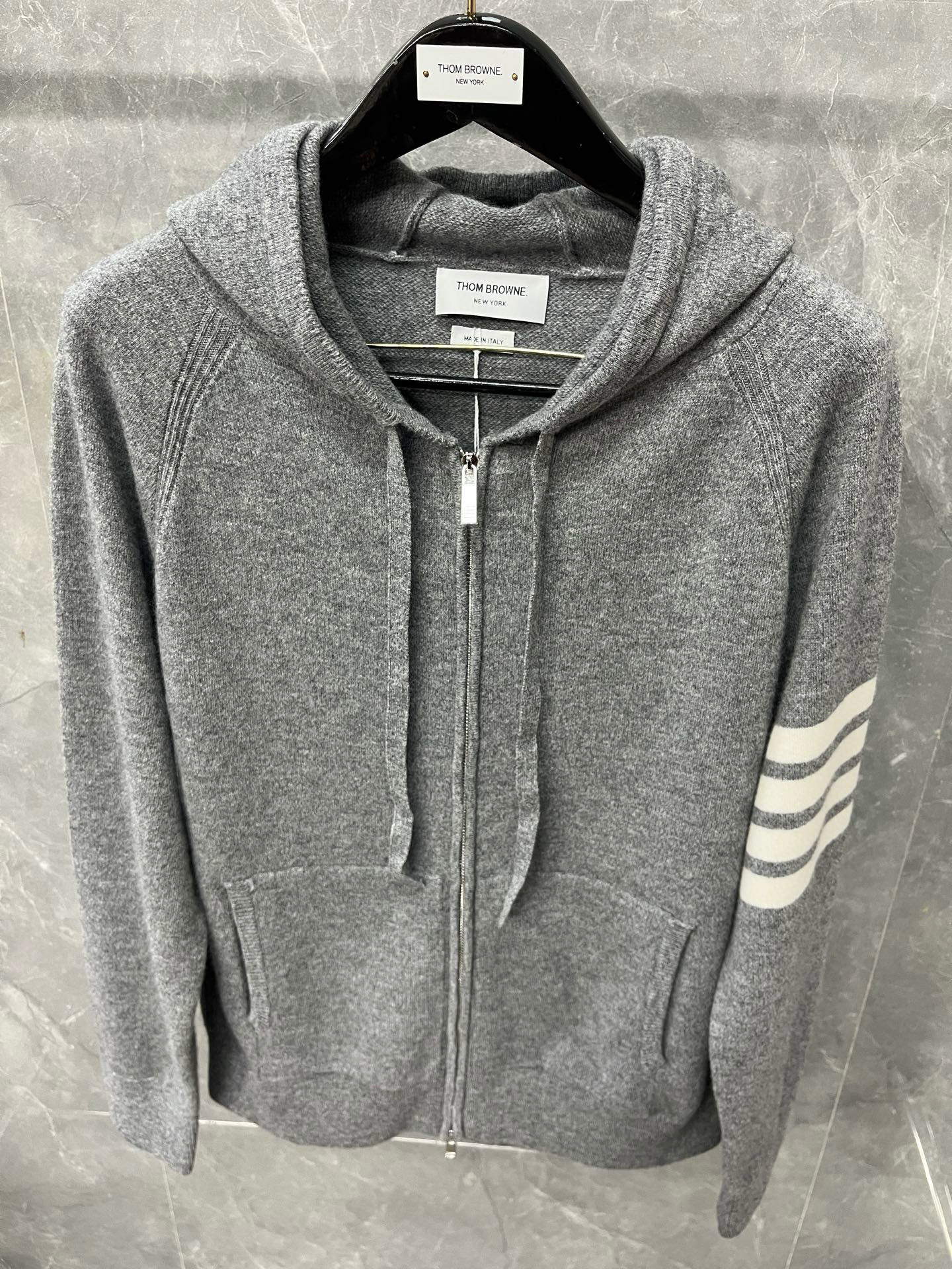 Thom Browne 톰브라운 클래식 사선완장 울 니트 후드 집업 9