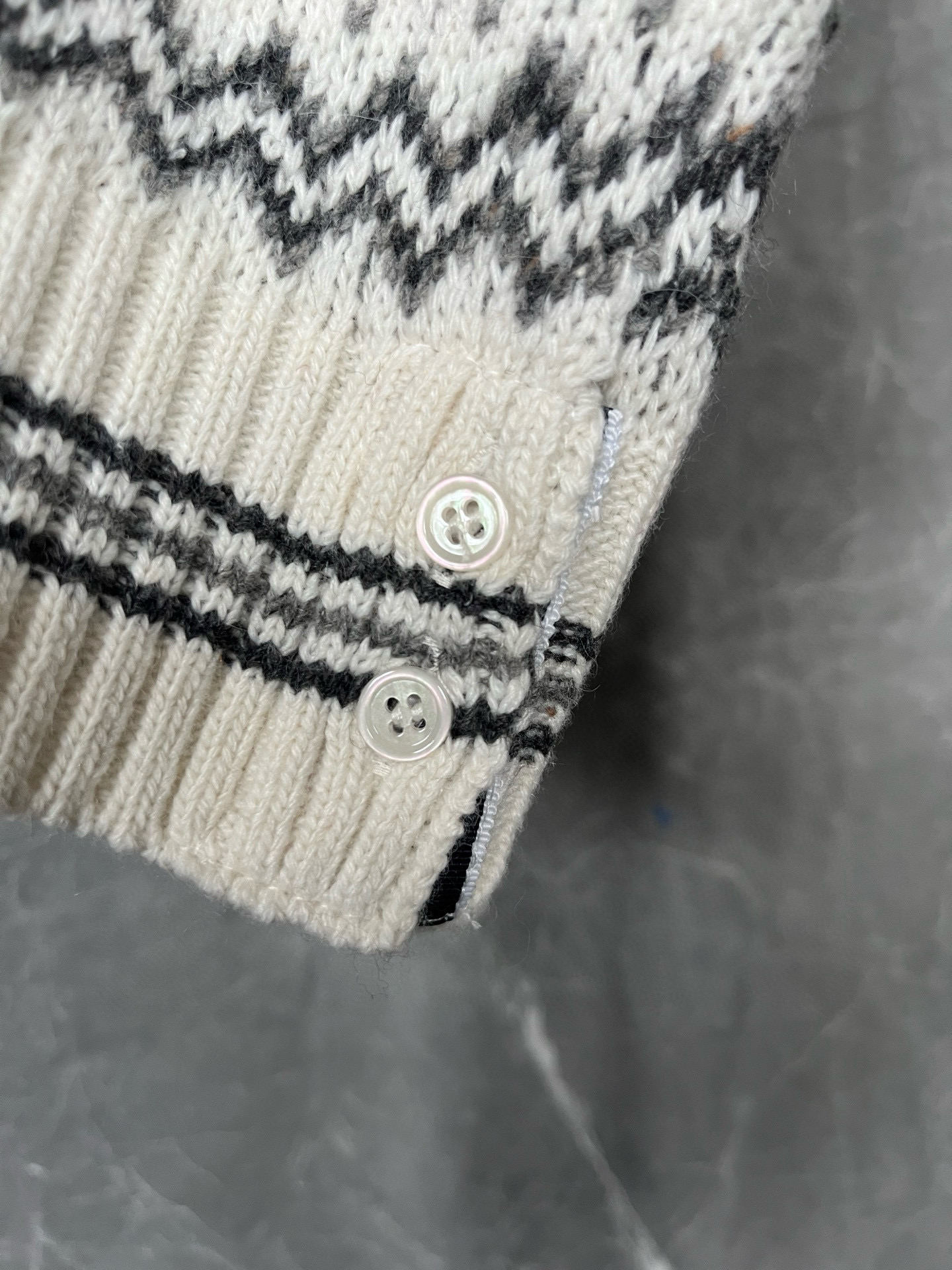 Thom Browne 톰브라운 페어아일 패턴 라운드넥 가디건 11