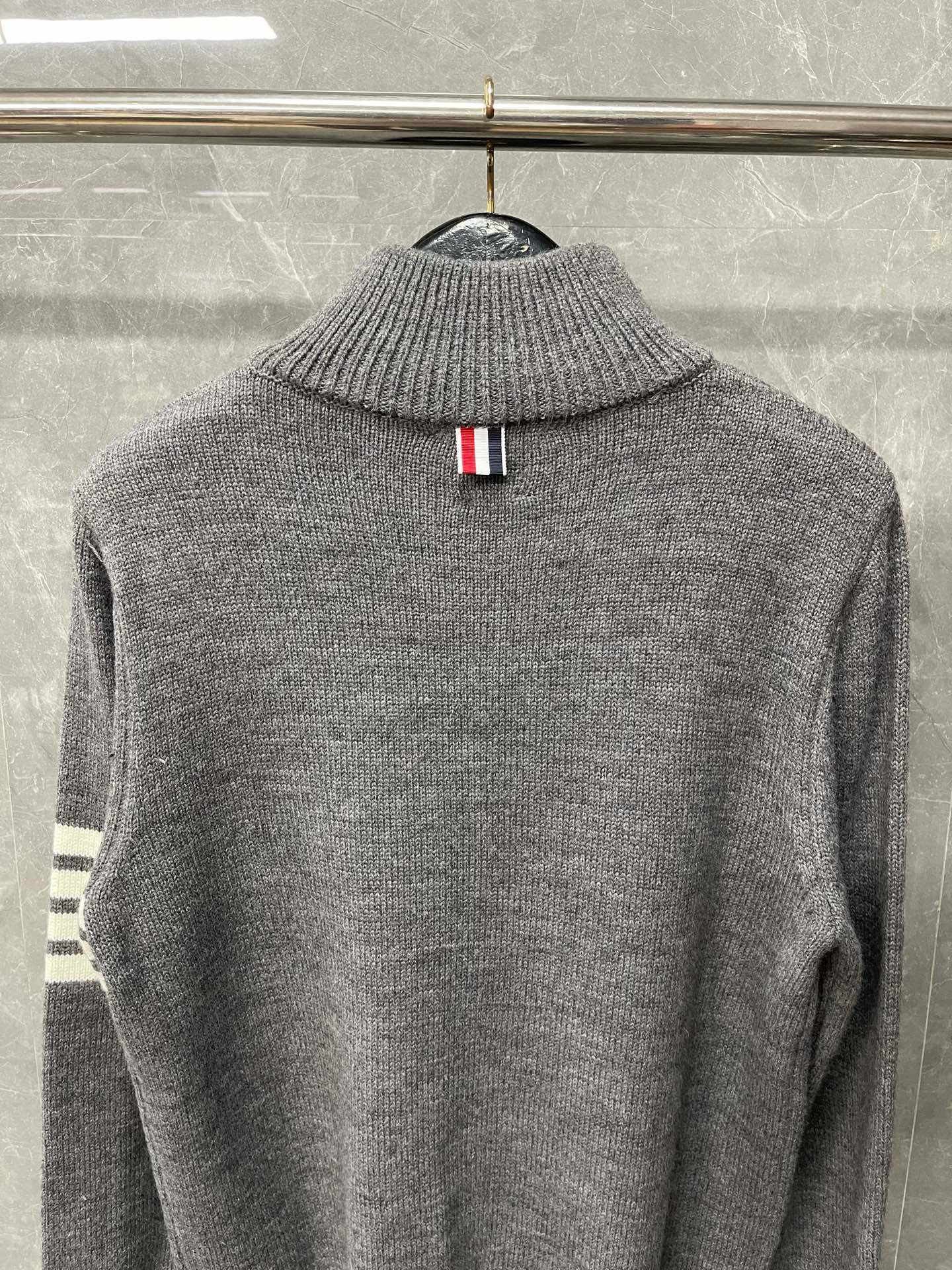 Thom Browne 톰브라운 양모 하프집업 스트라이프 니트 스웨터 15