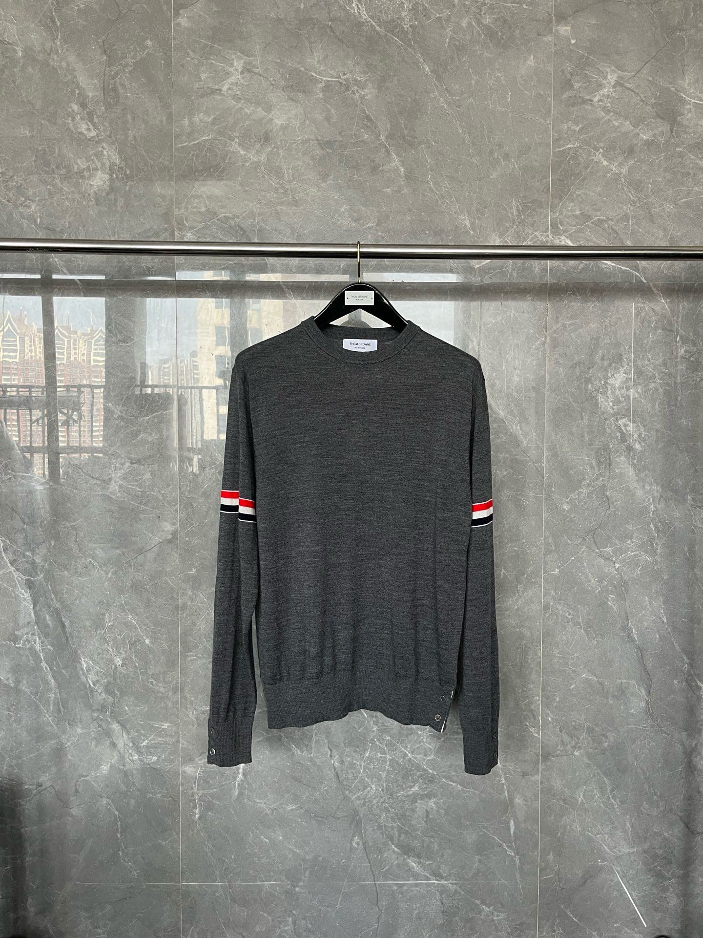 Thom Browne 톰브라운 더블 슬리브 스트라이프 메리노 울 라운드넥 니트 8