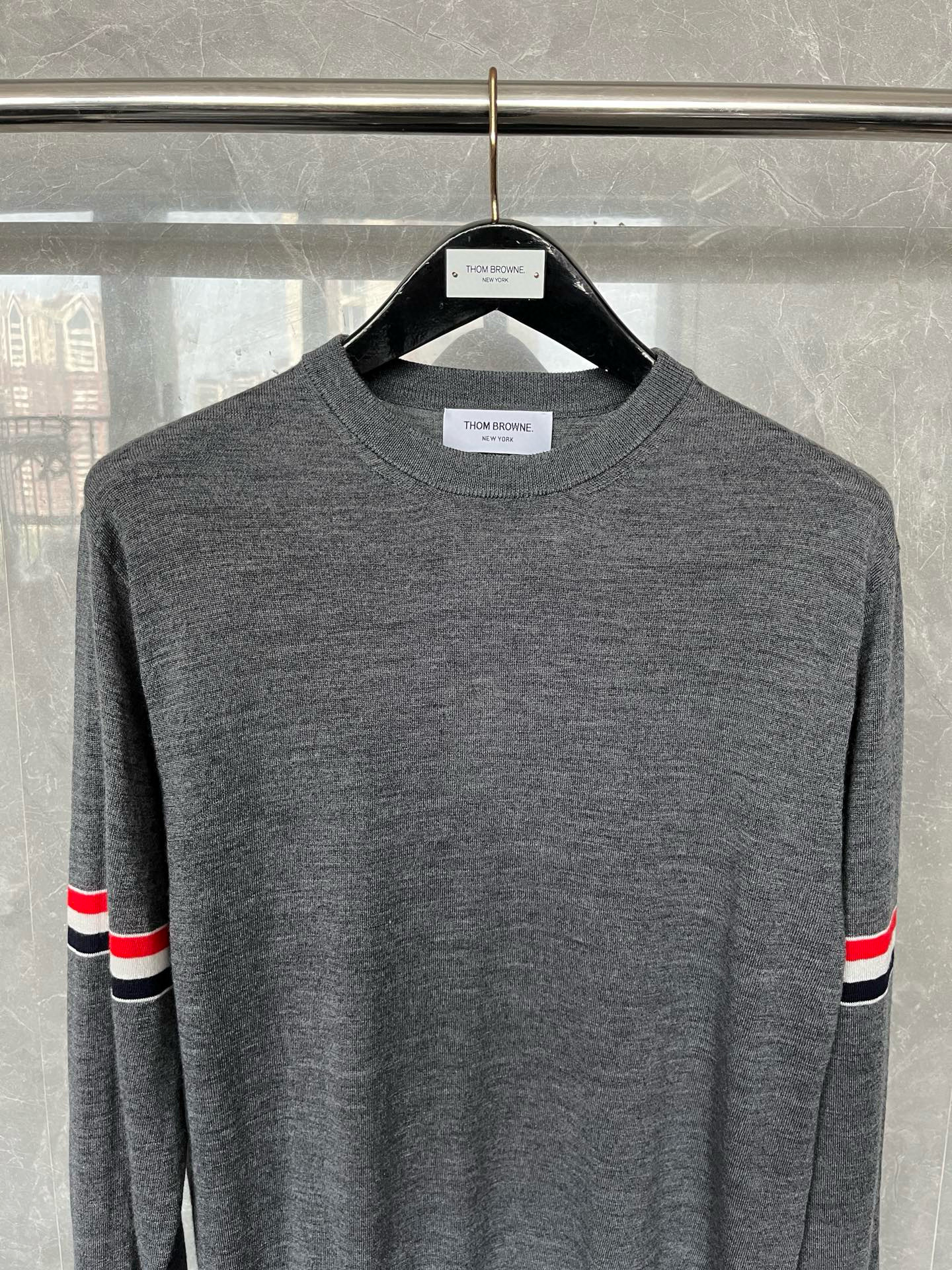 Thom Browne 톰브라운 더블 슬리브 스트라이프 메리노 울 라운드넥 니트 9