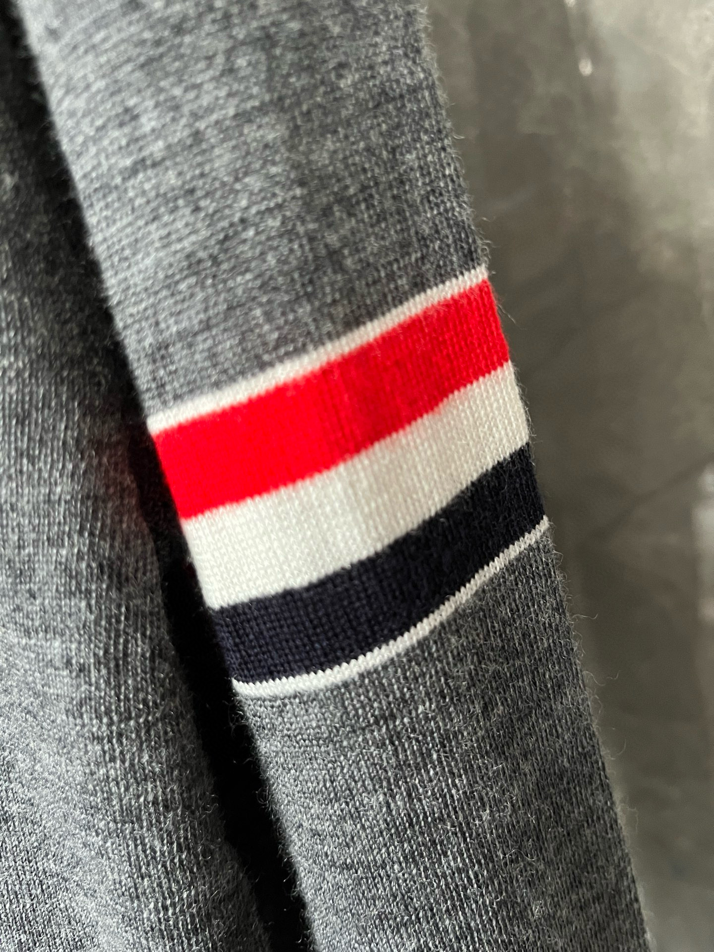 Thom Browne 톰브라운 더블 슬리브 스트라이프 메리노 울 라운드넥 니트 10