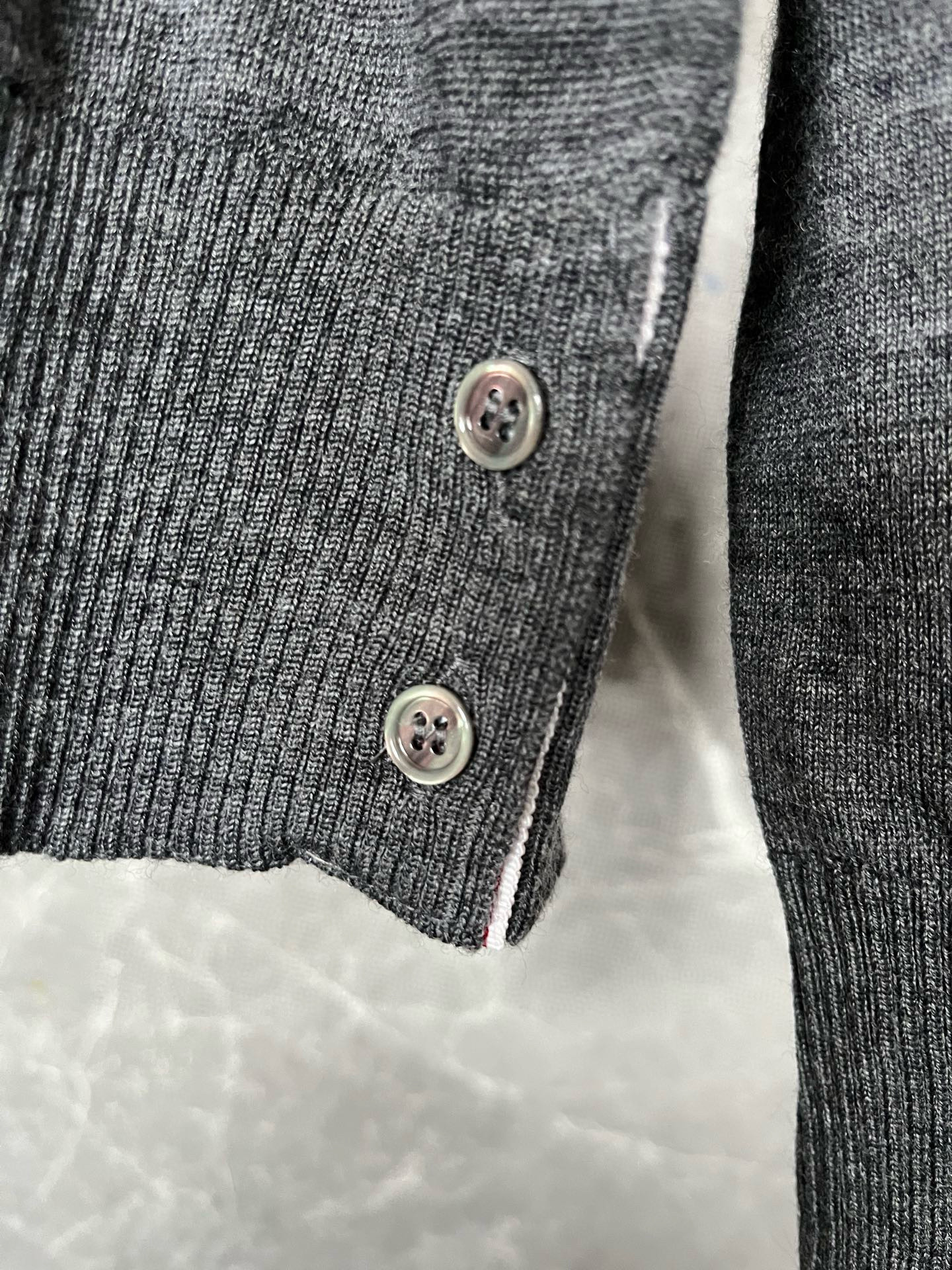 Thom Browne 톰브라운 더블 슬리브 스트라이프 메리노 울 라운드넥 니트 11