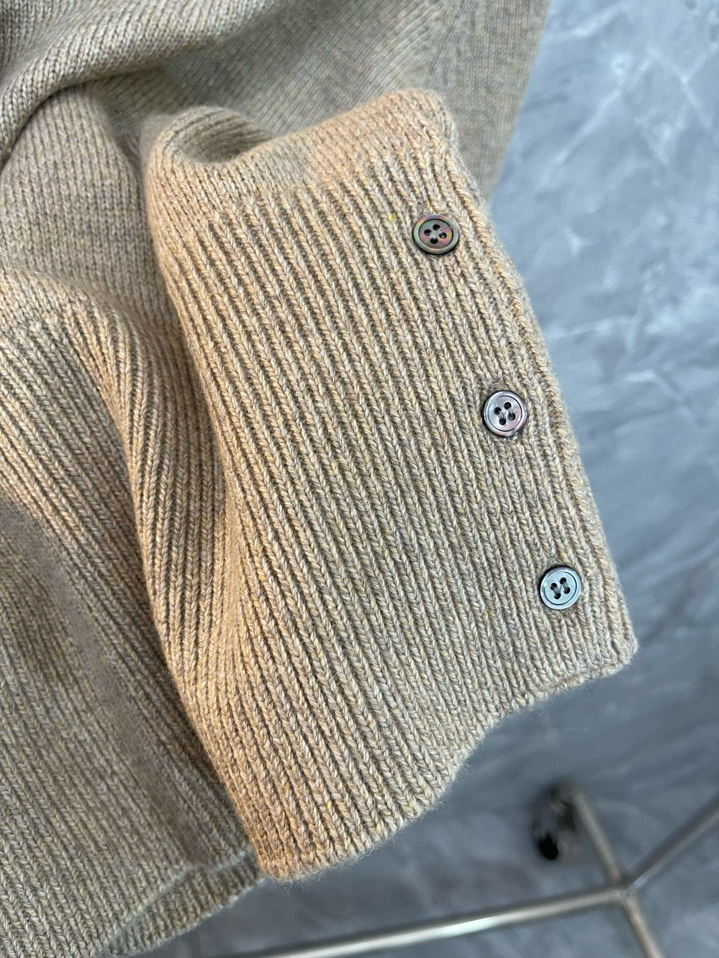 Thom Browne 톰브라운 사선 스트라이프 리본 라운드넥 니트 스웨터 12