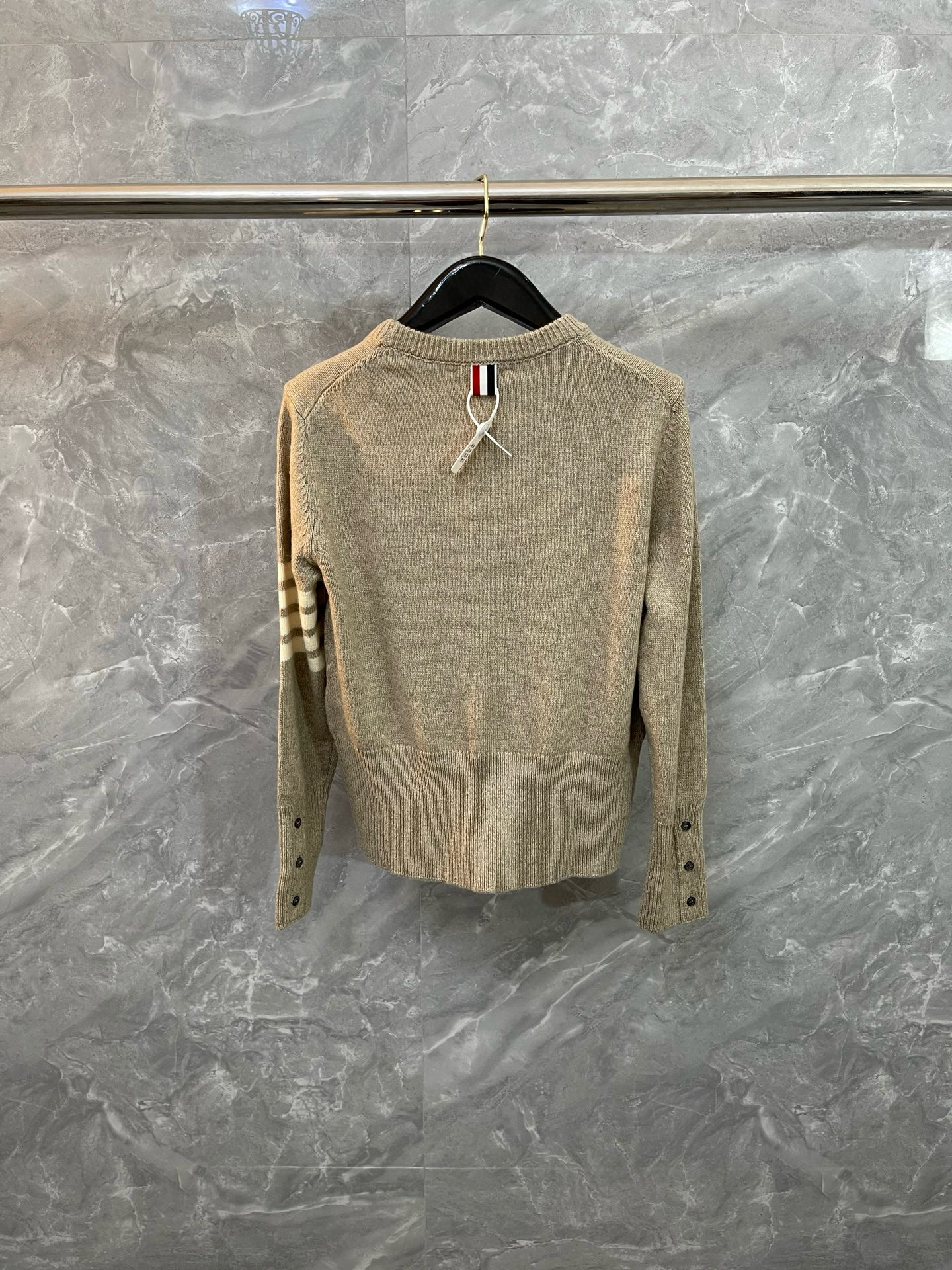 Thom Browne 톰브라운 사선 스트라이프 리본 라운드넥 니트 스웨터 16