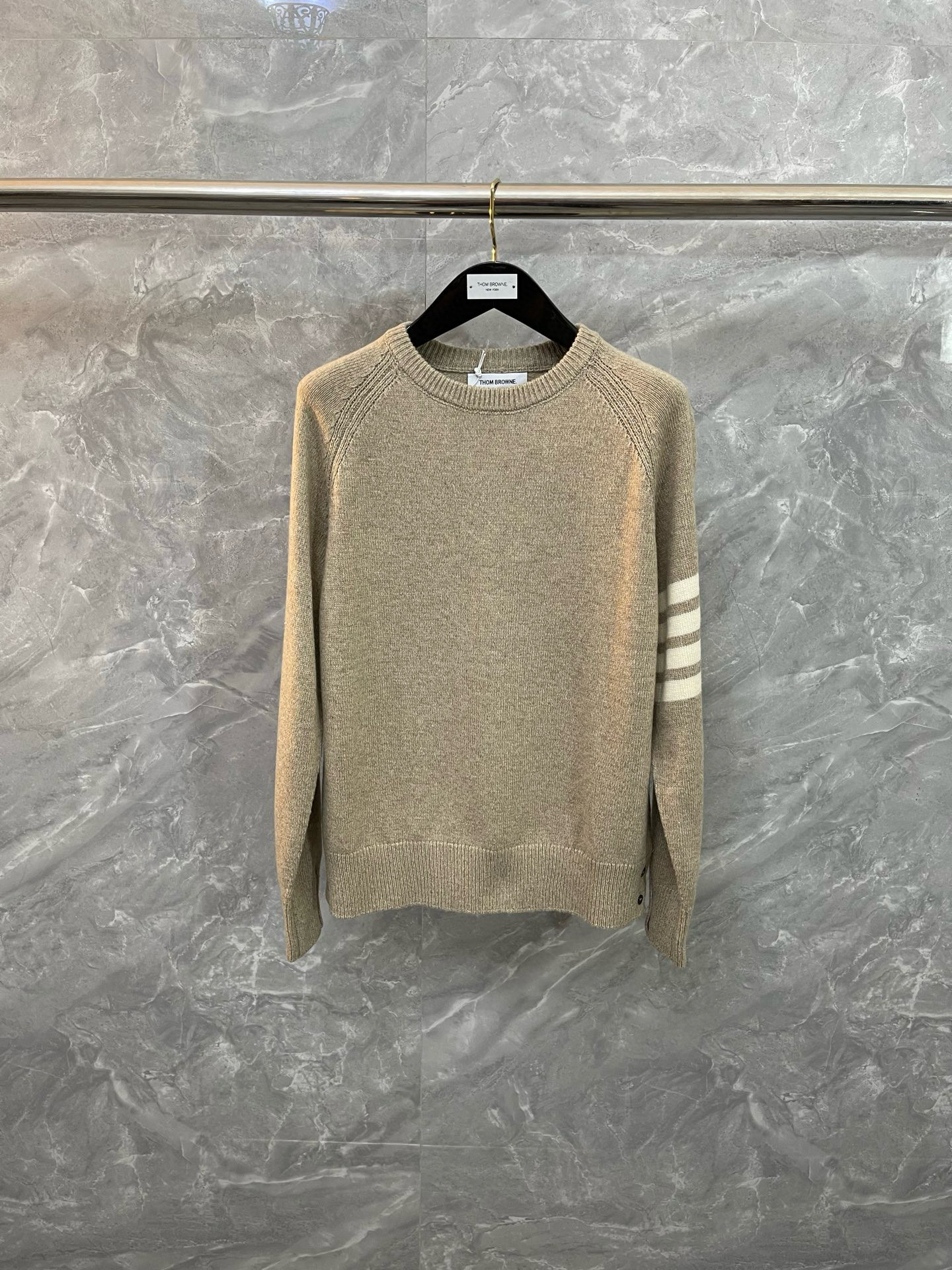 Thom Browne 톰브라운 사선 완장 라운드넥 울 니트 스웨터 9